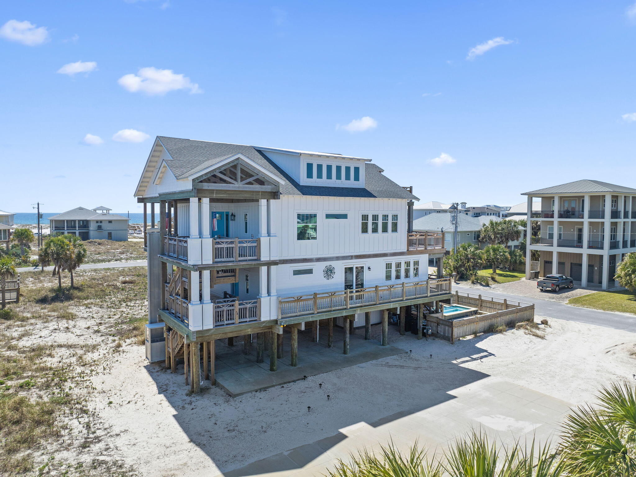 VILLA SEGUNDA - Residential