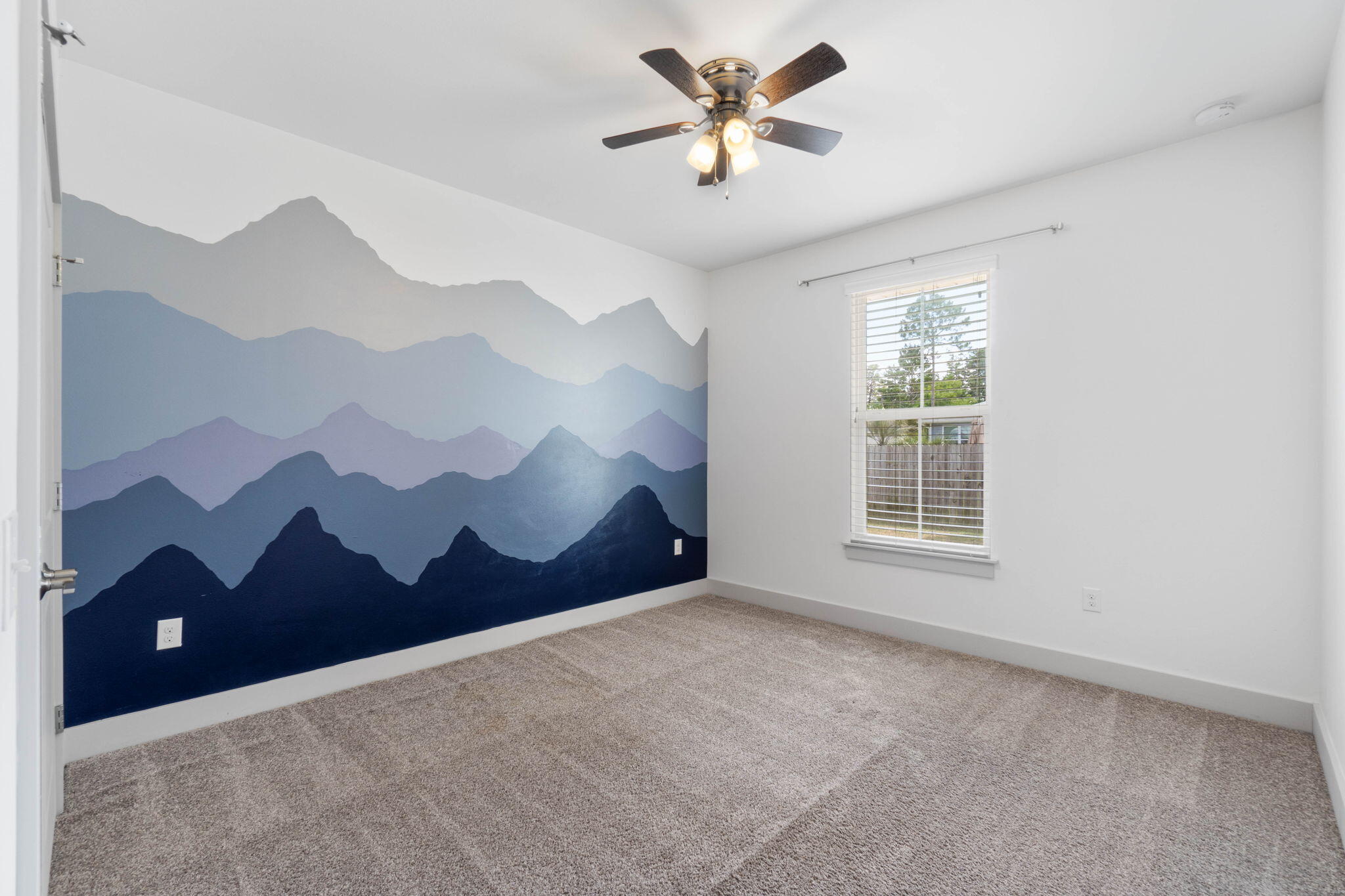 THE PINES - Residential