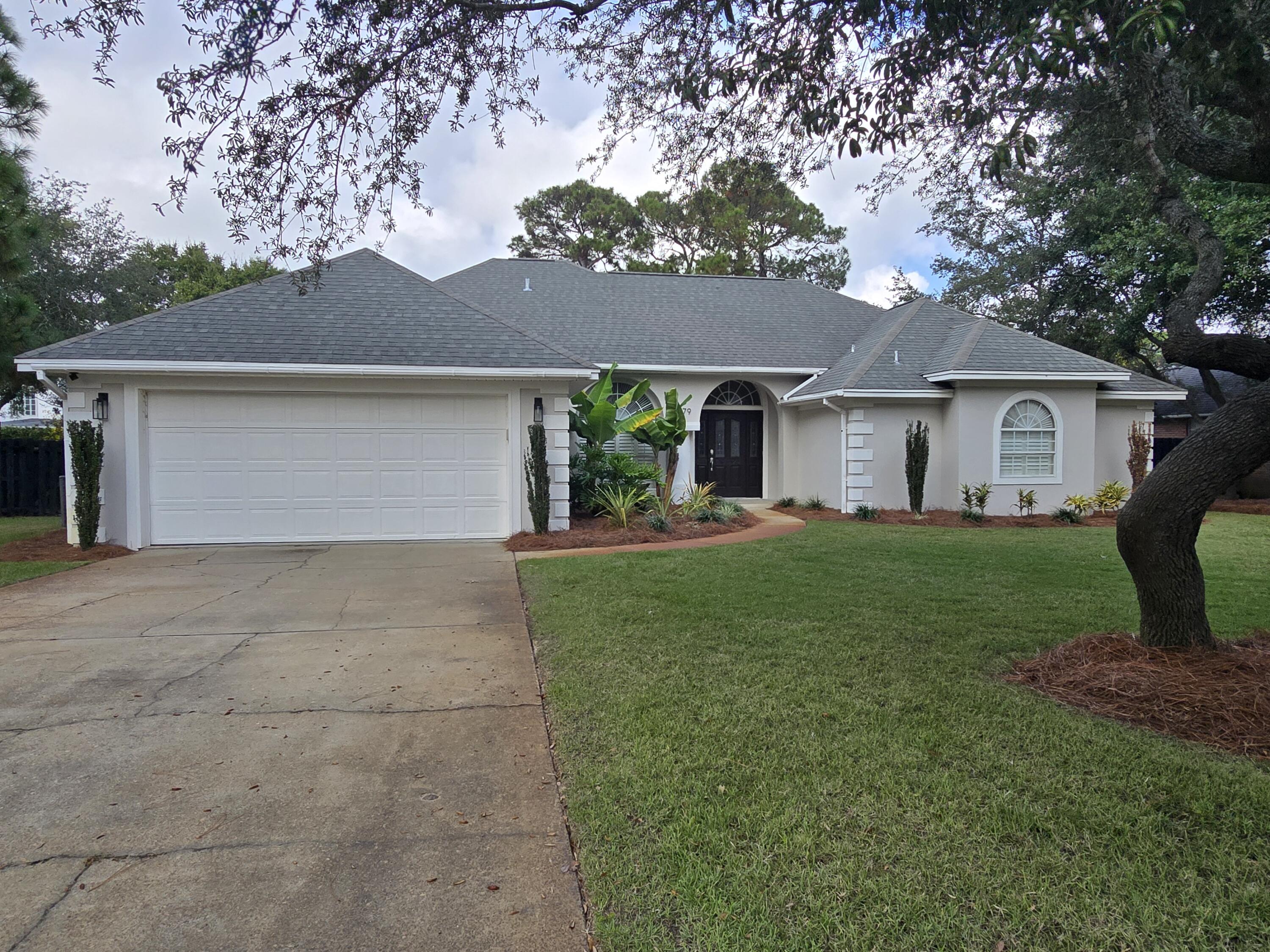 WINDSOR FOREST - Residential