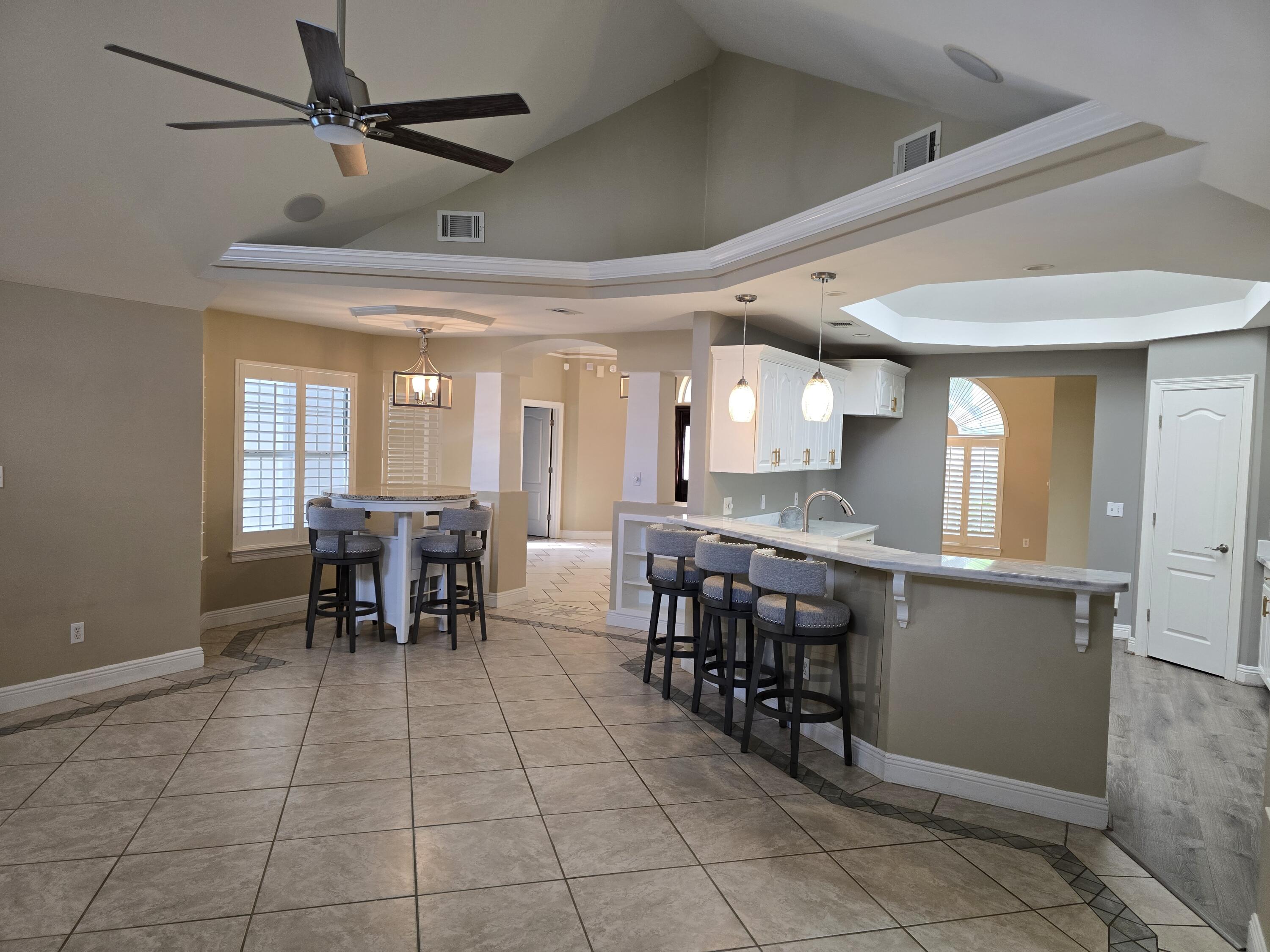 WINDSOR FOREST - Residential