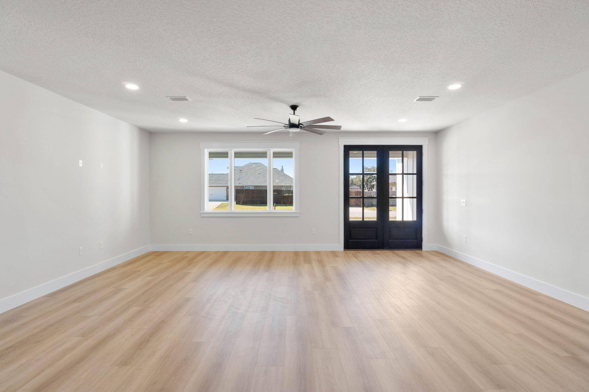 SANTA ROSA SHORES EAST - Residential