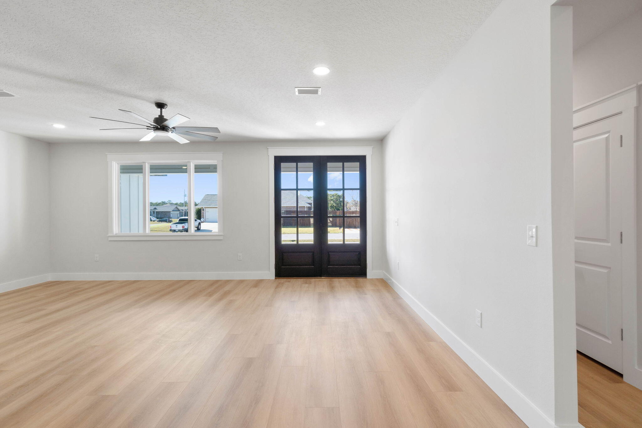SANTA ROSA SHORES EAST - Residential