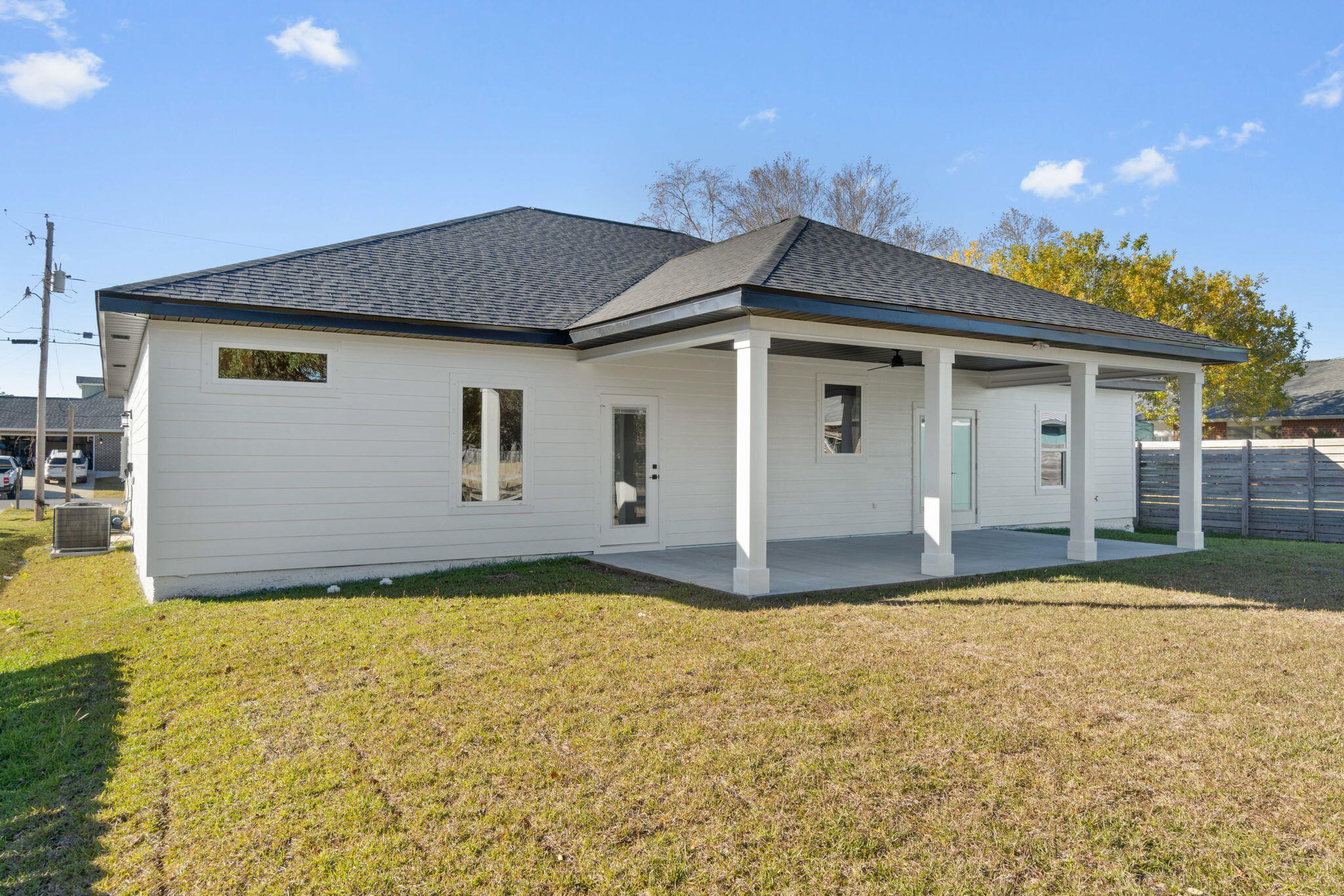 SANTA ROSA SHORES EAST - Residential