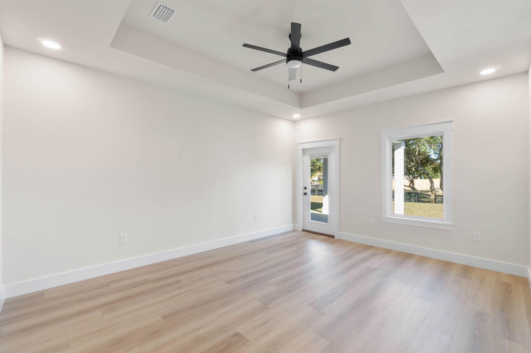 SANTA ROSA SHORES EAST - Residential