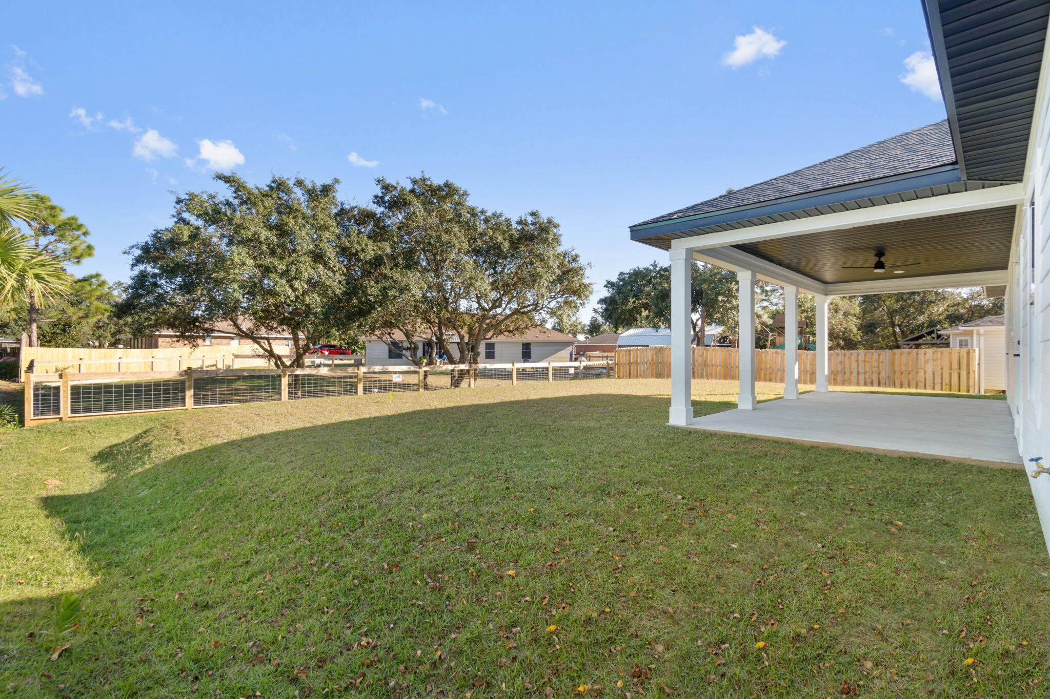 SANTA ROSA SHORES EAST - Residential