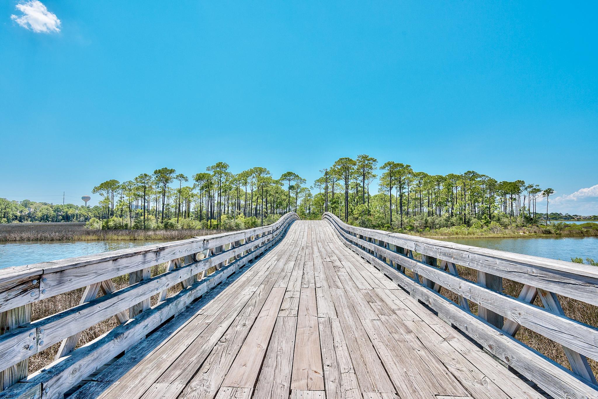 BURNT PINE - Residential