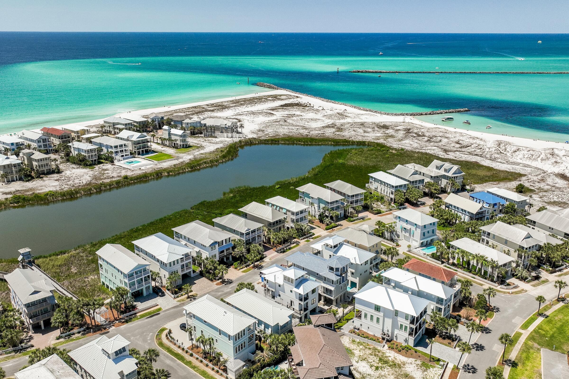Destin Pointe - Residential