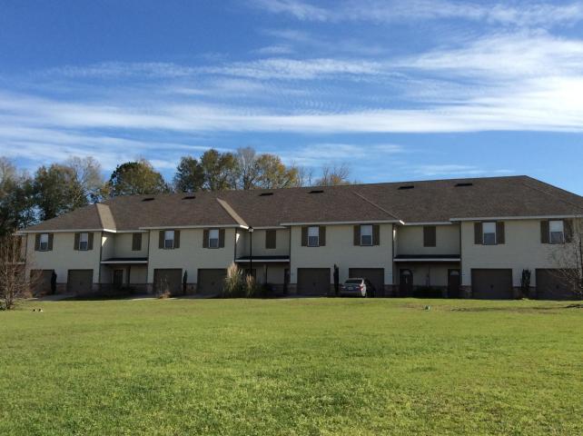 ARBOR LAKE PHASE II - Residential Lease