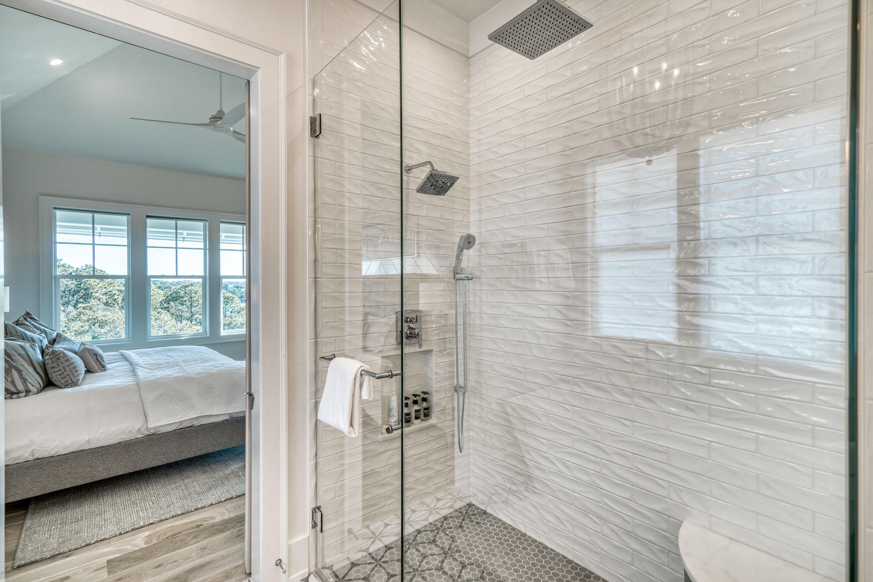 BEACH HIGHLAND - Residential
