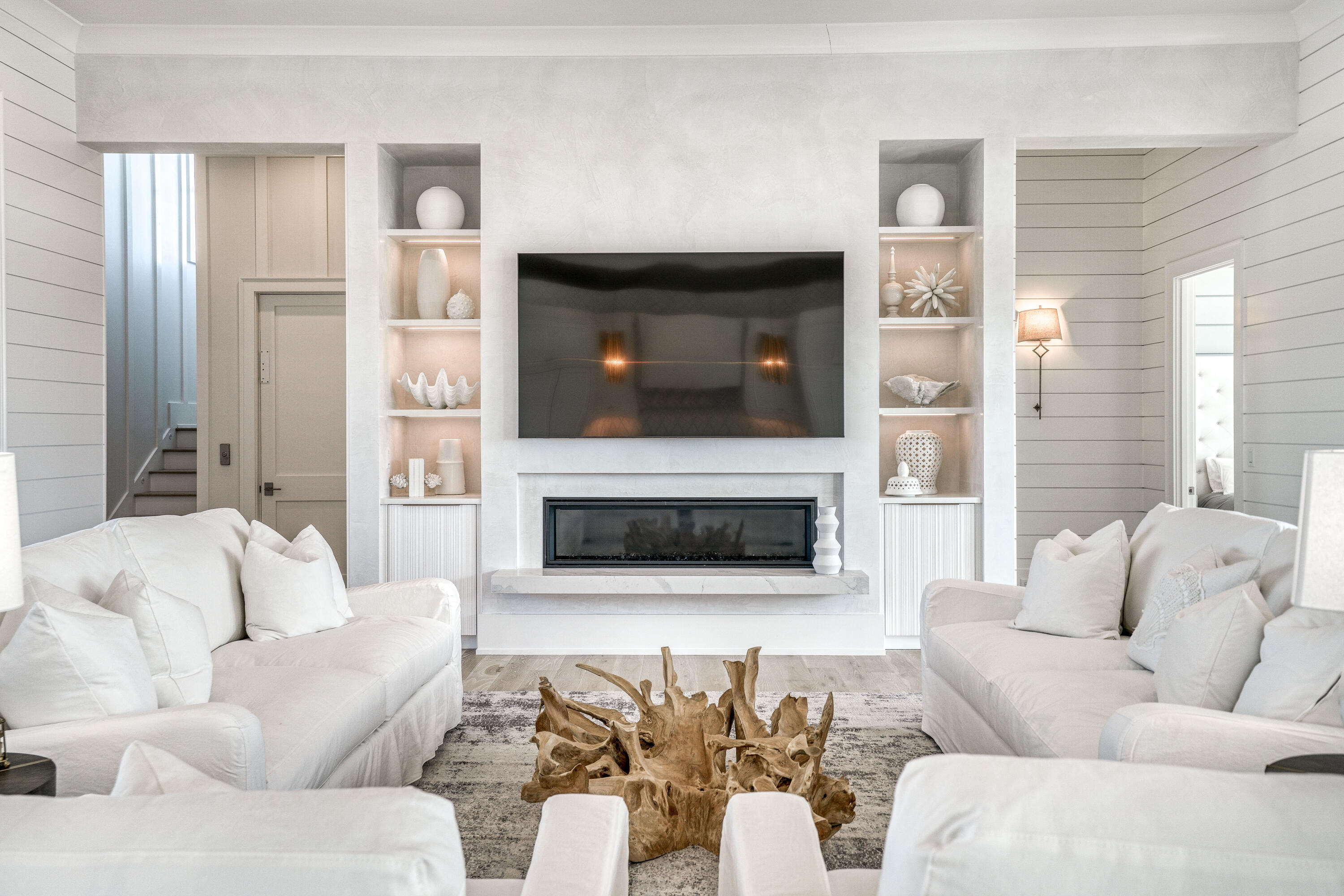 BEACH HIGHLAND - Residential