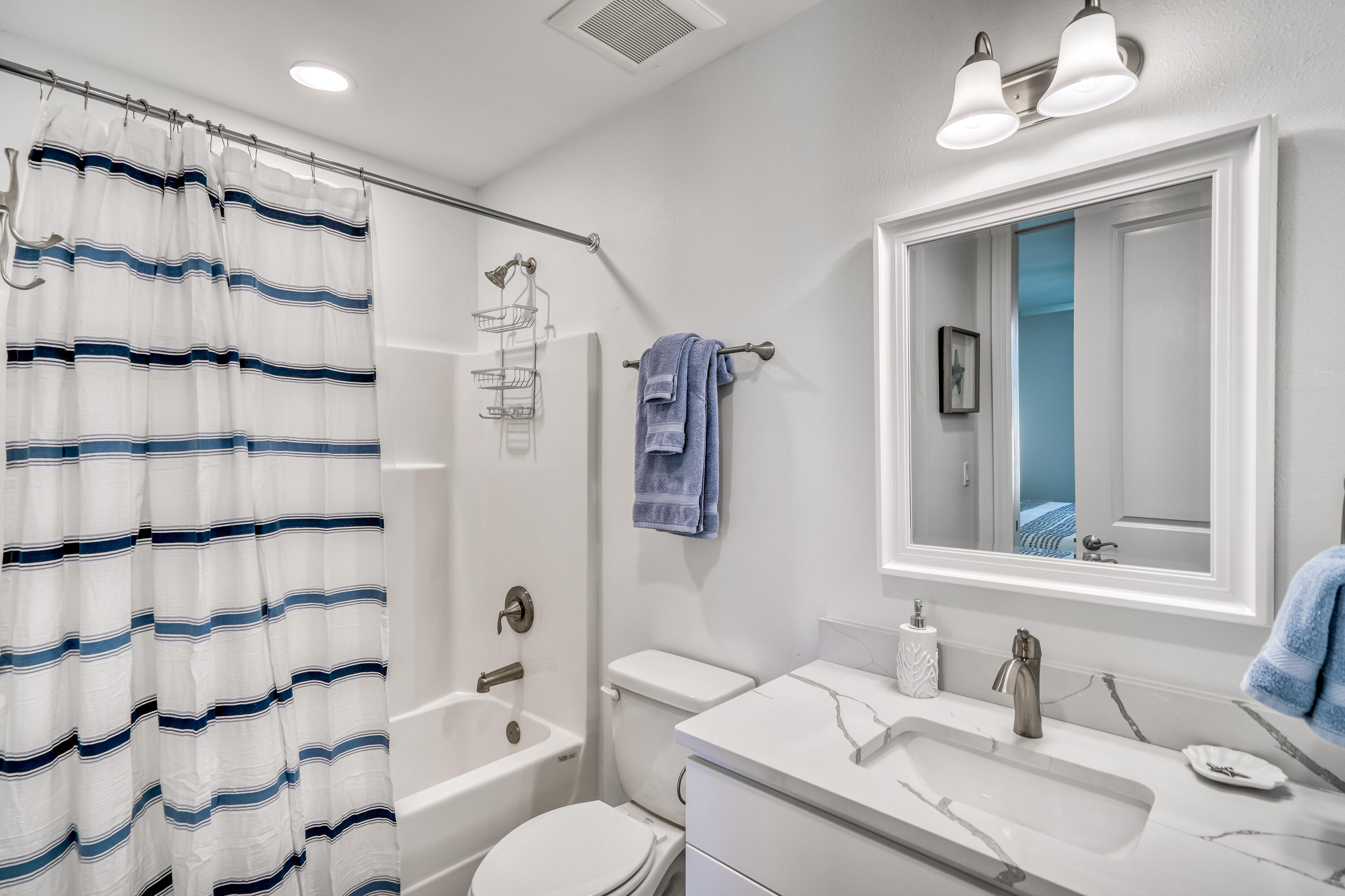 GULF PLACE RESIDENCES - Residential