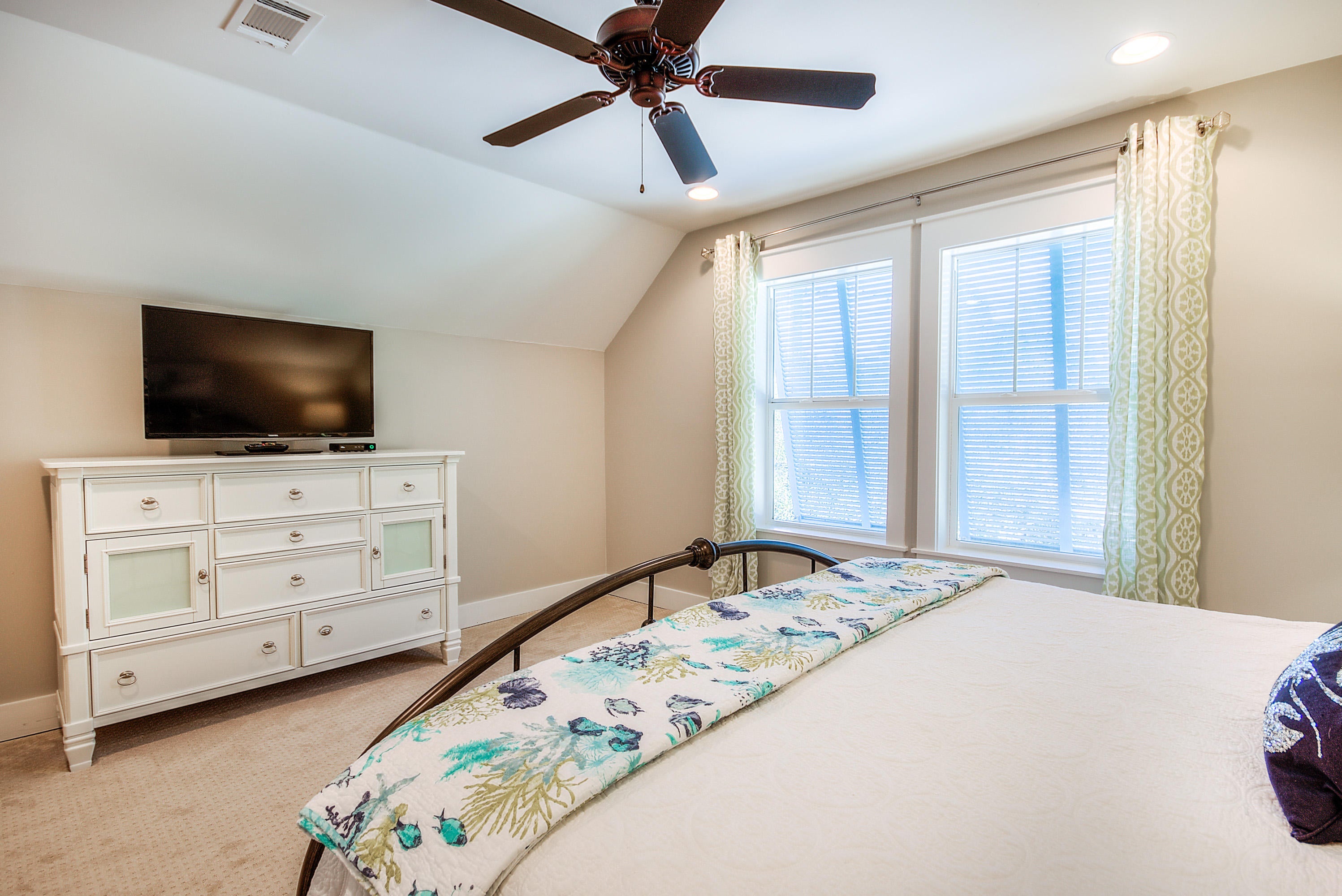 DALTON UNREC - Residential