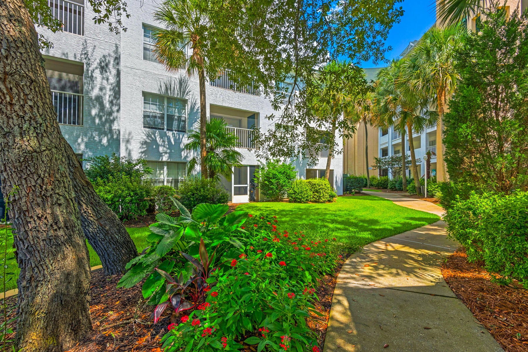 THE FLORIDA CLUB - Residential