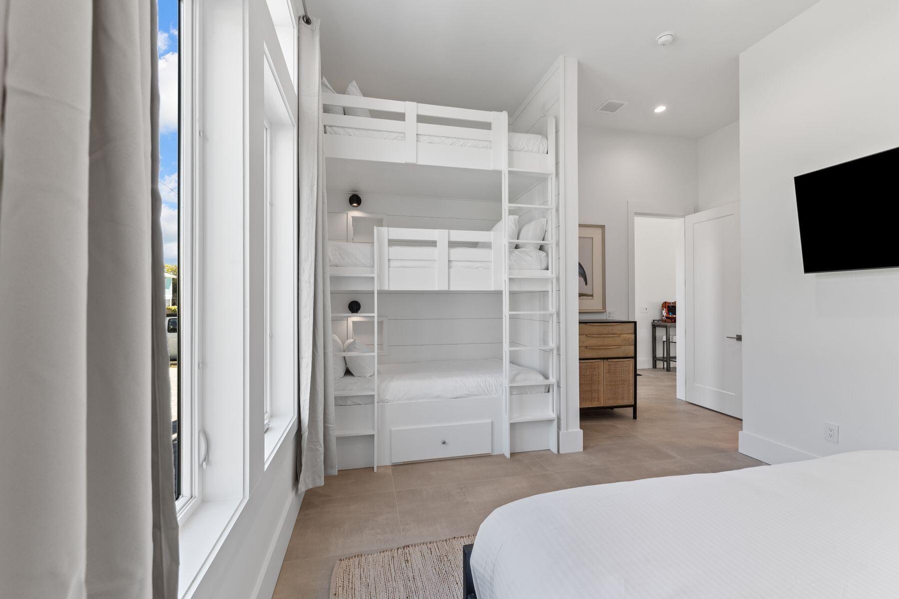 FRANGISTA BEACH 1ST ADDN - Residential