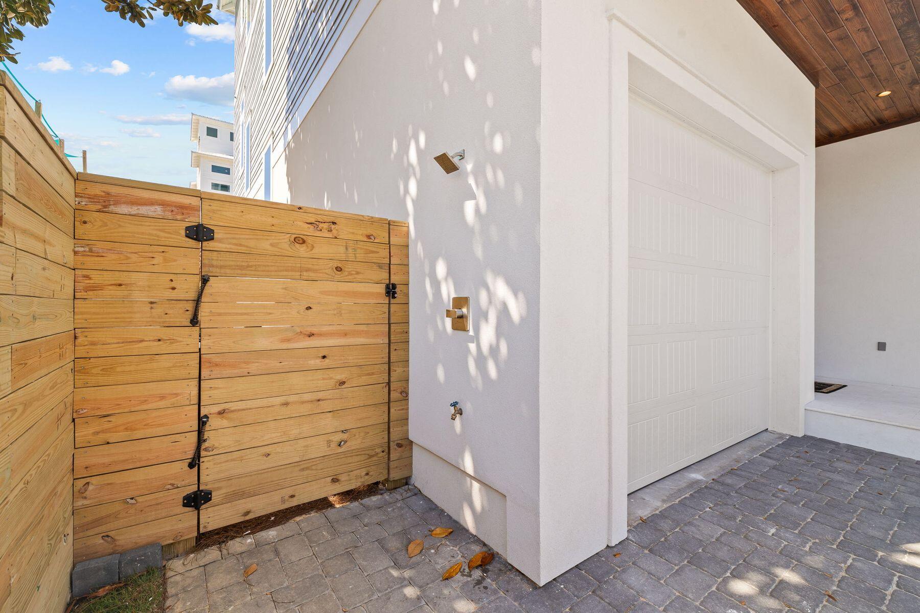 FRANGISTA BEACH 1ST ADDN - Residential