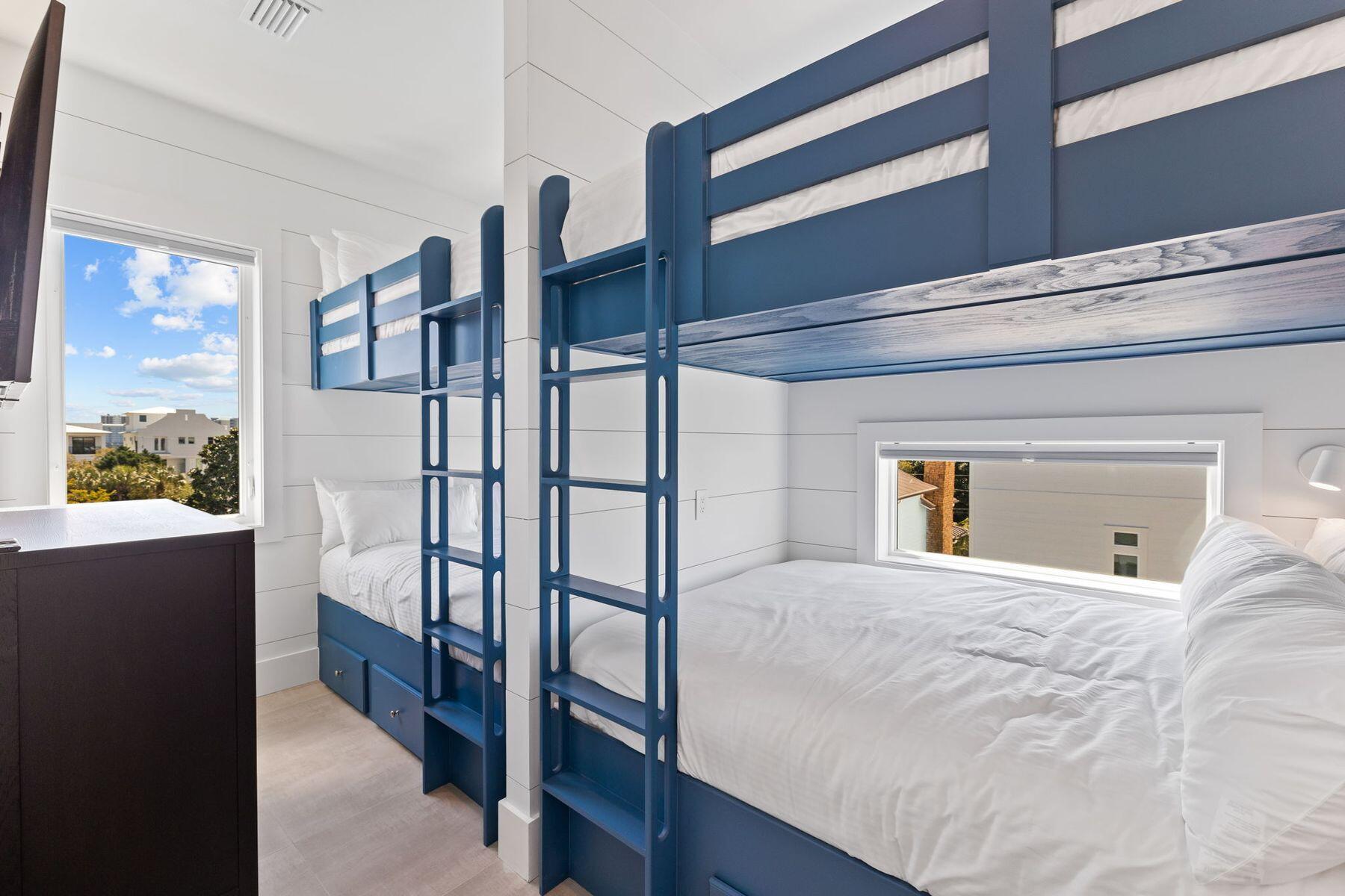 FRANGISTA BEACH 1ST ADDN - Residential