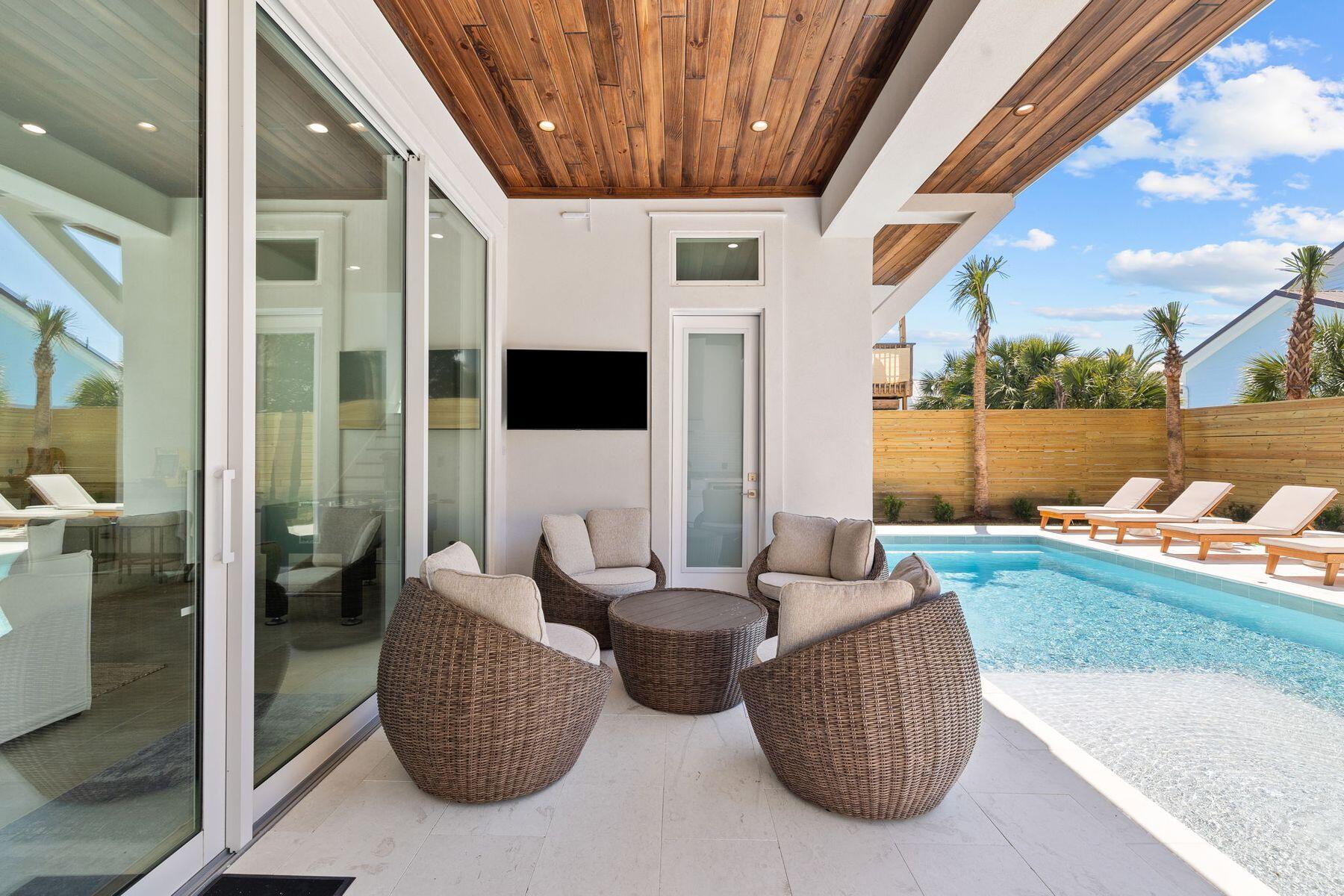FRANGISTA BEACH 1ST ADDN - Residential