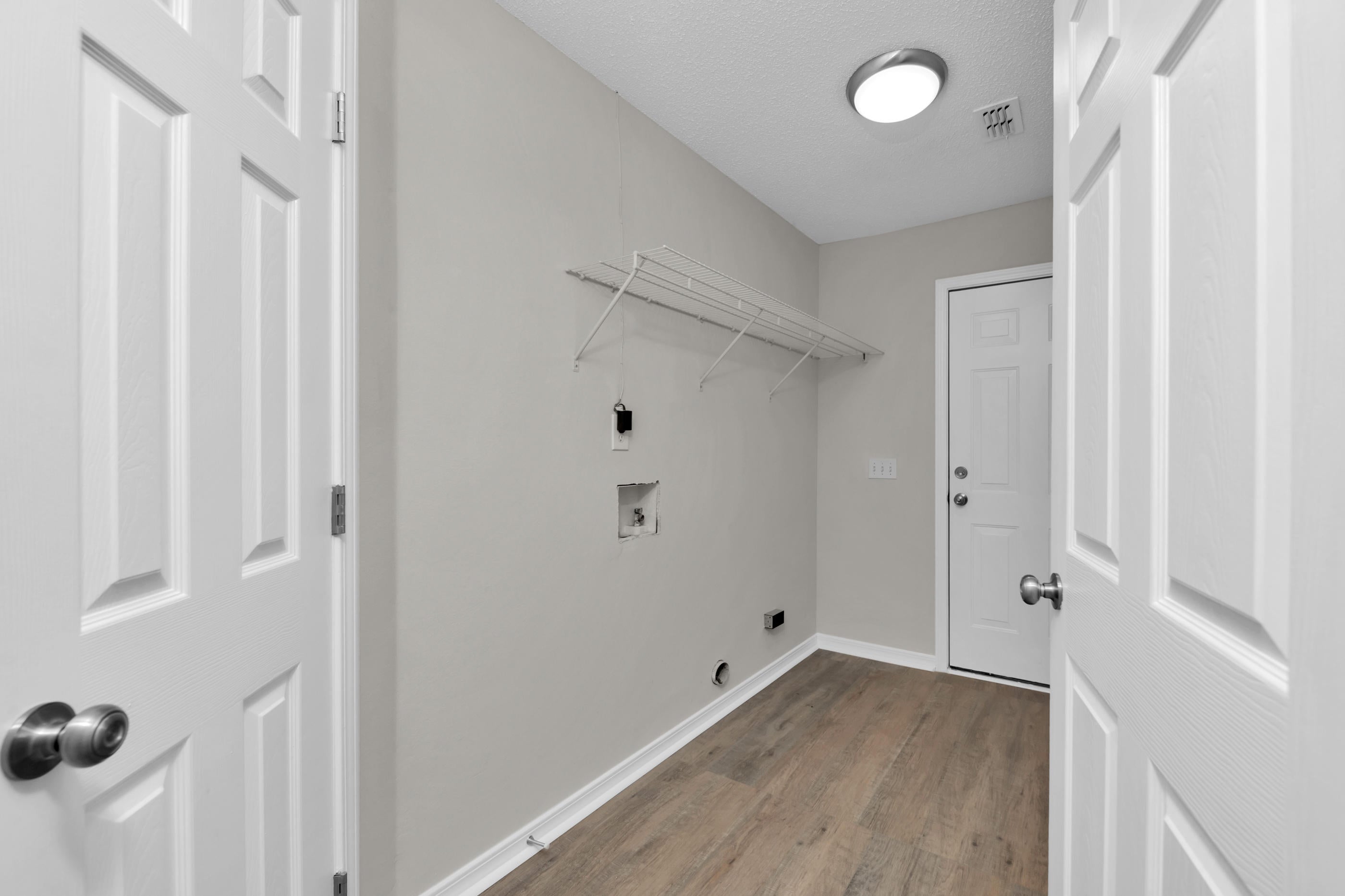 COUNTRYVIEW ESTATES 10TH ADDN - Residential