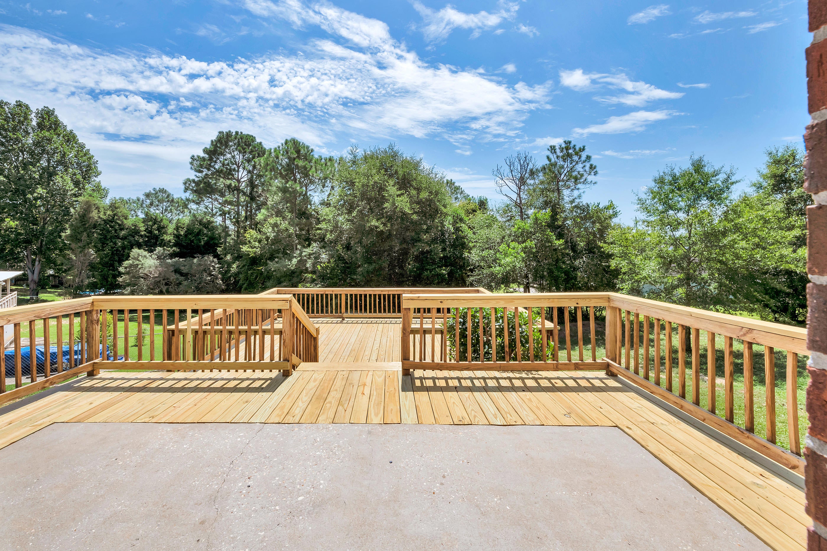 COUNTRYVIEW ESTATES 10TH ADDN - Residential