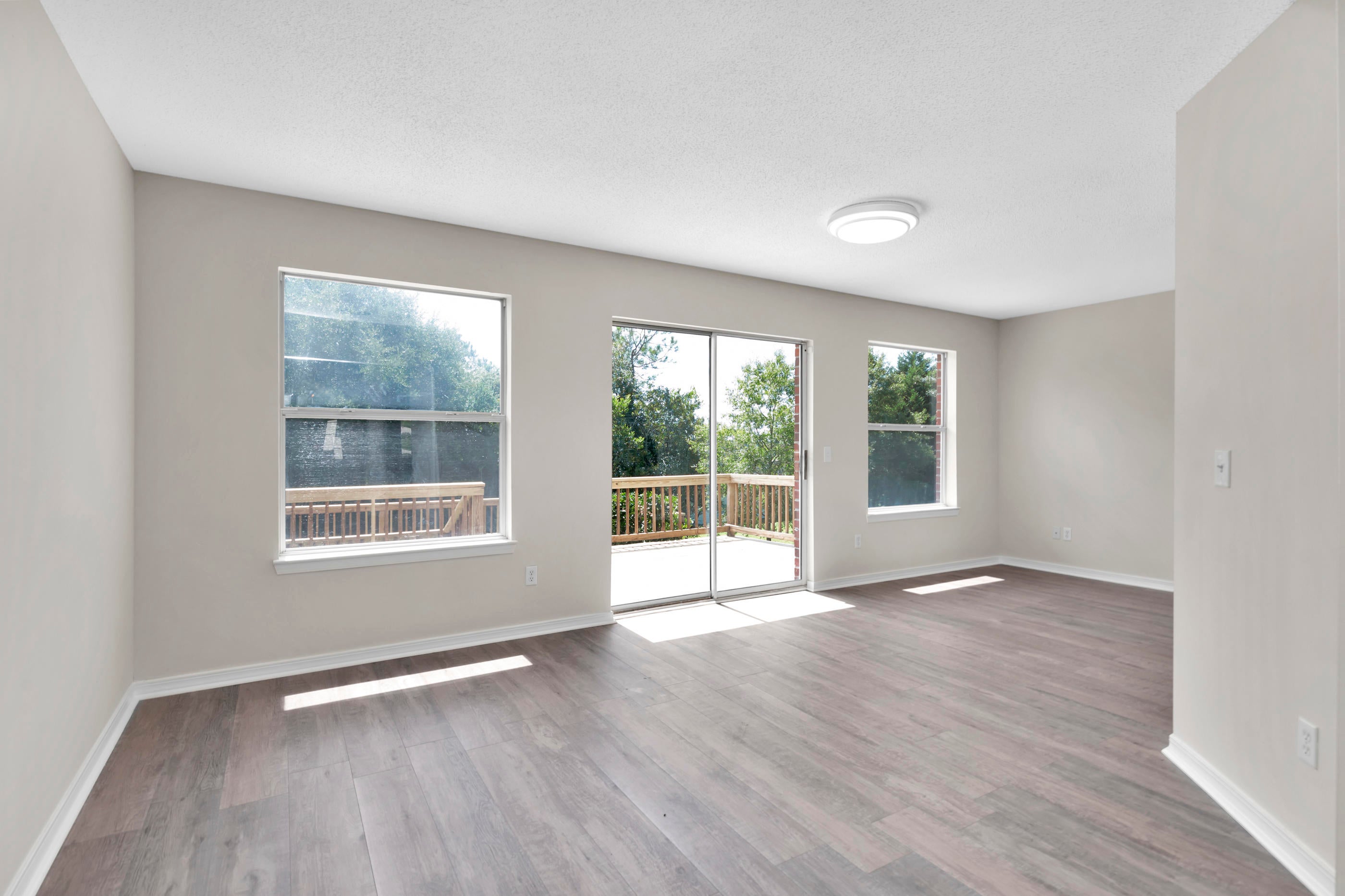 COUNTRYVIEW ESTATES 10TH ADDN - Residential