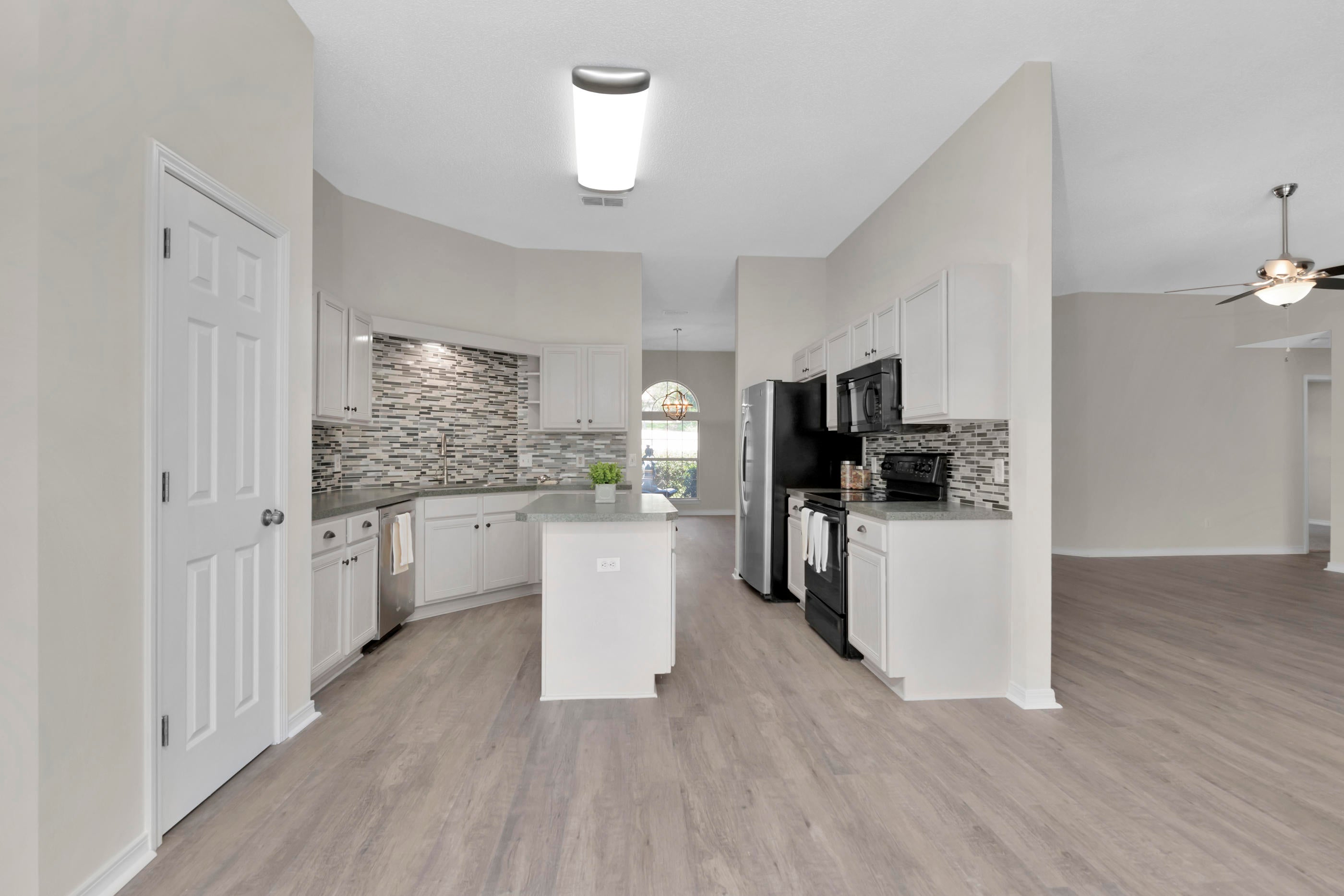 COUNTRYVIEW ESTATES 10TH ADDN - Residential