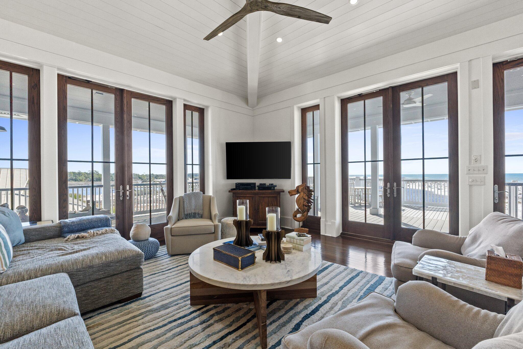 GRAYTON BEACH - Residential