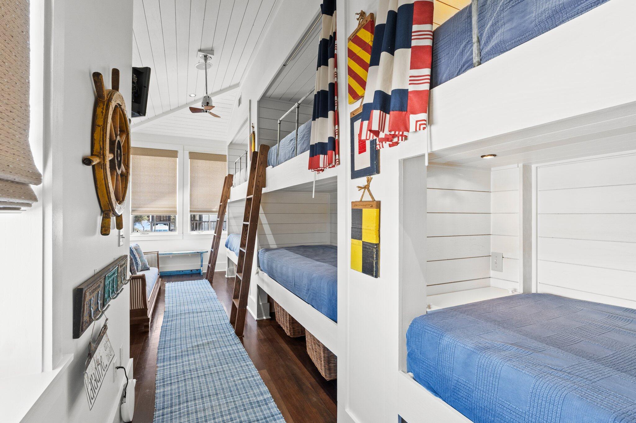 GRAYTON BEACH - Residential