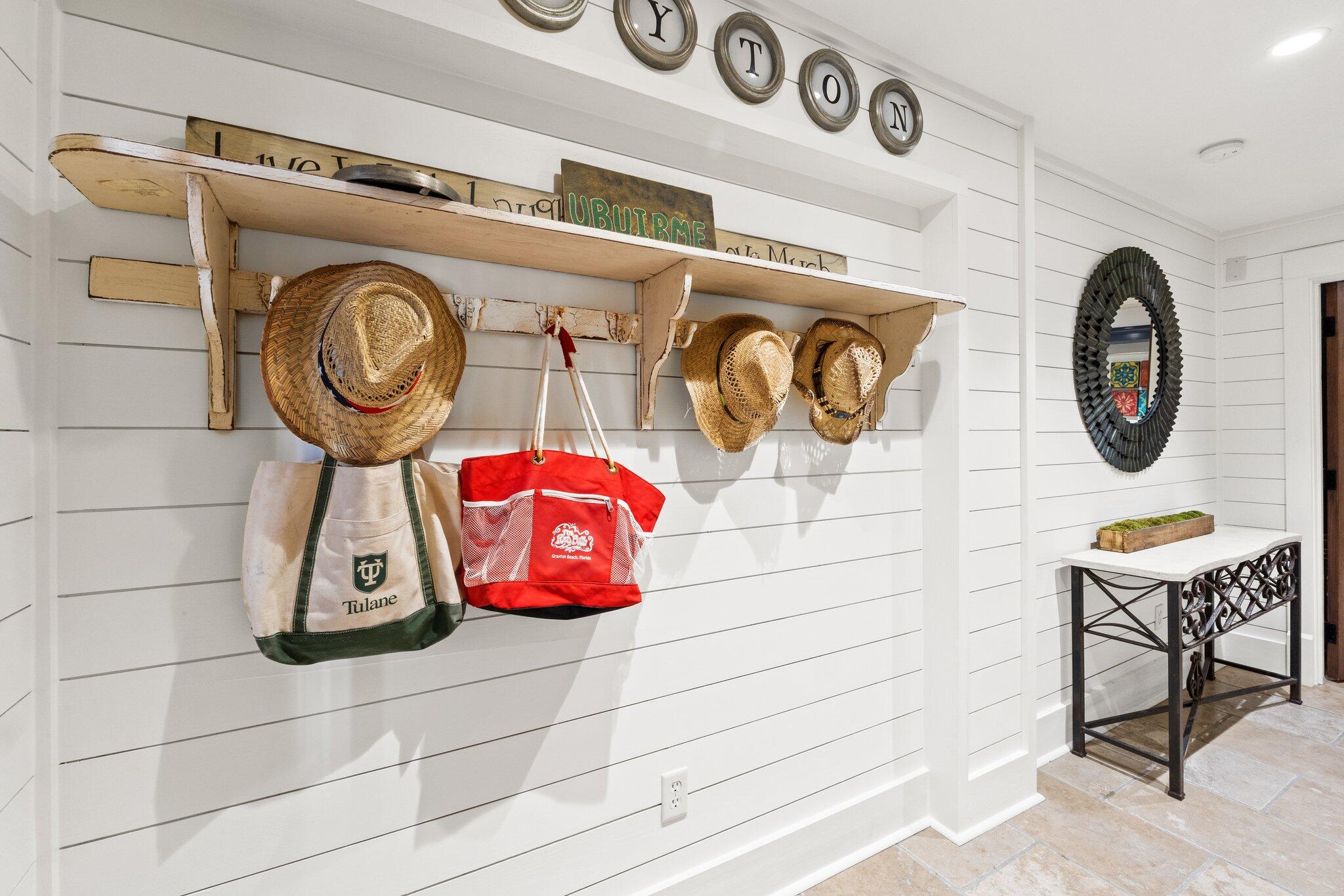 GRAYTON BEACH - Residential