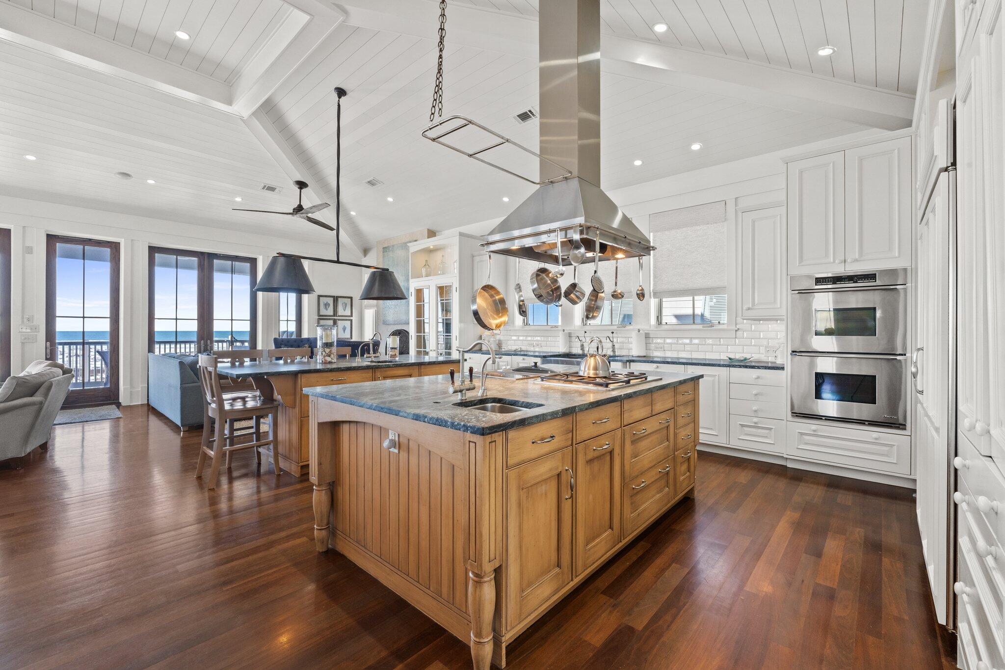 GRAYTON BEACH - Residential