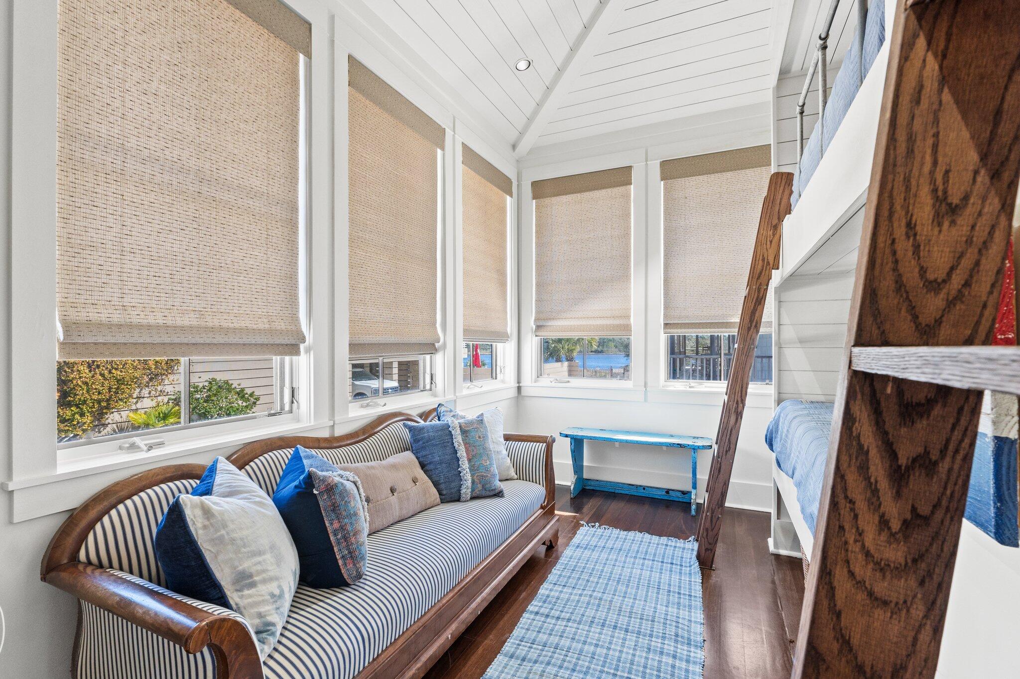 GRAYTON BEACH - Residential