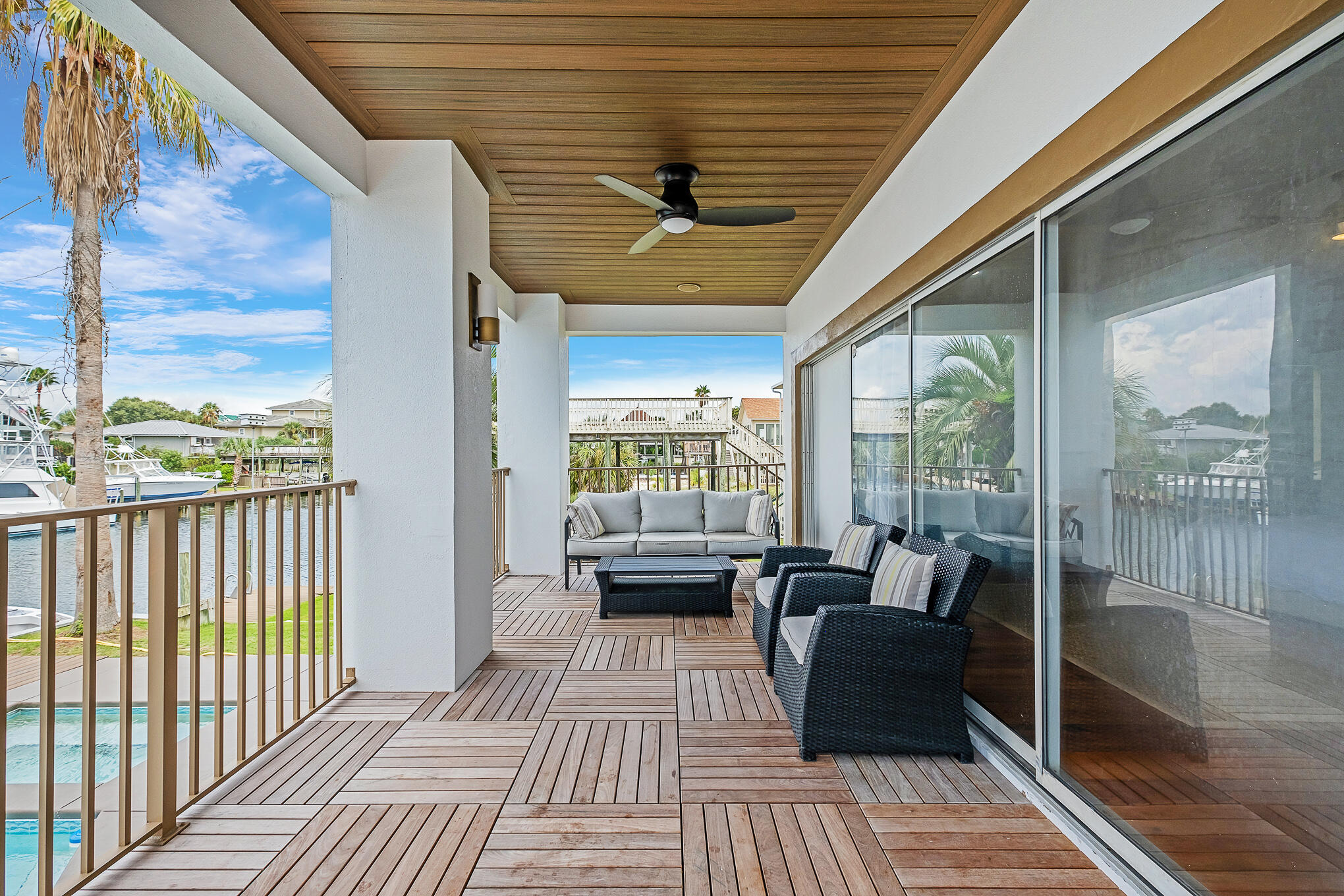 HOLIDAY ISLE - Residential