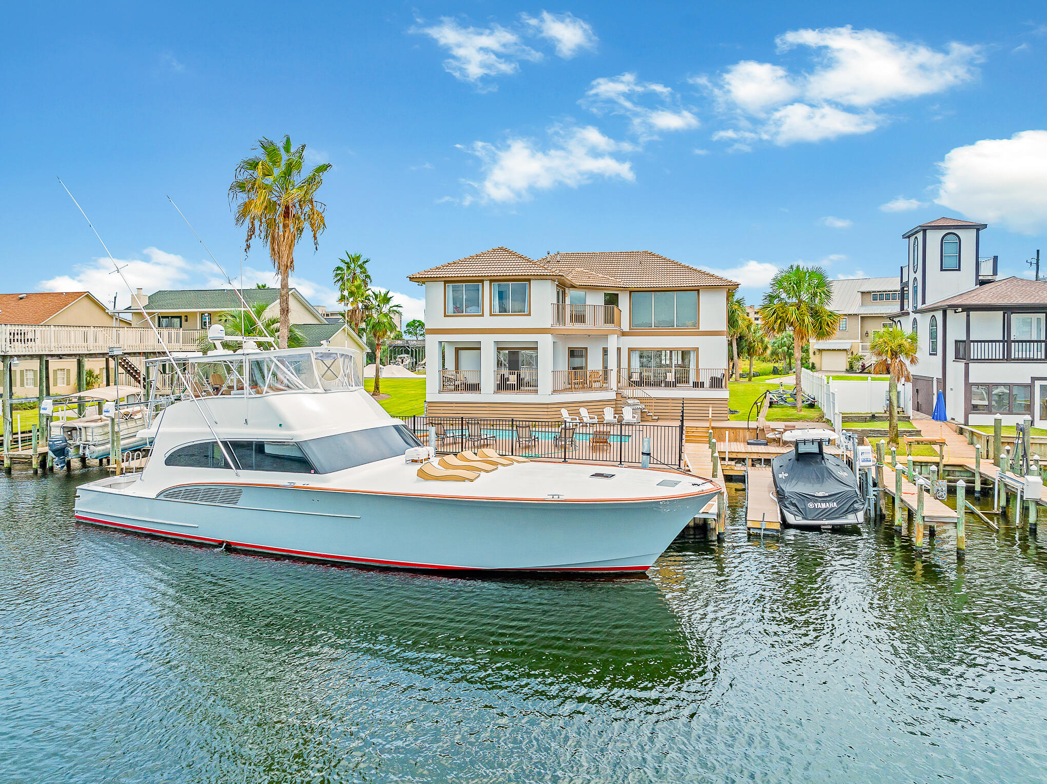 HOLIDAY ISLE - Residential