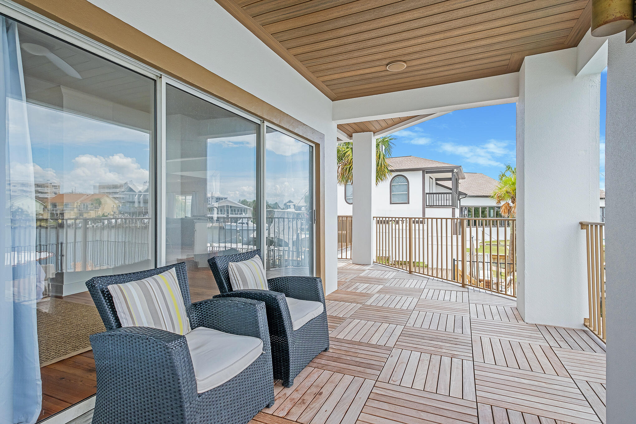 HOLIDAY ISLE - Residential