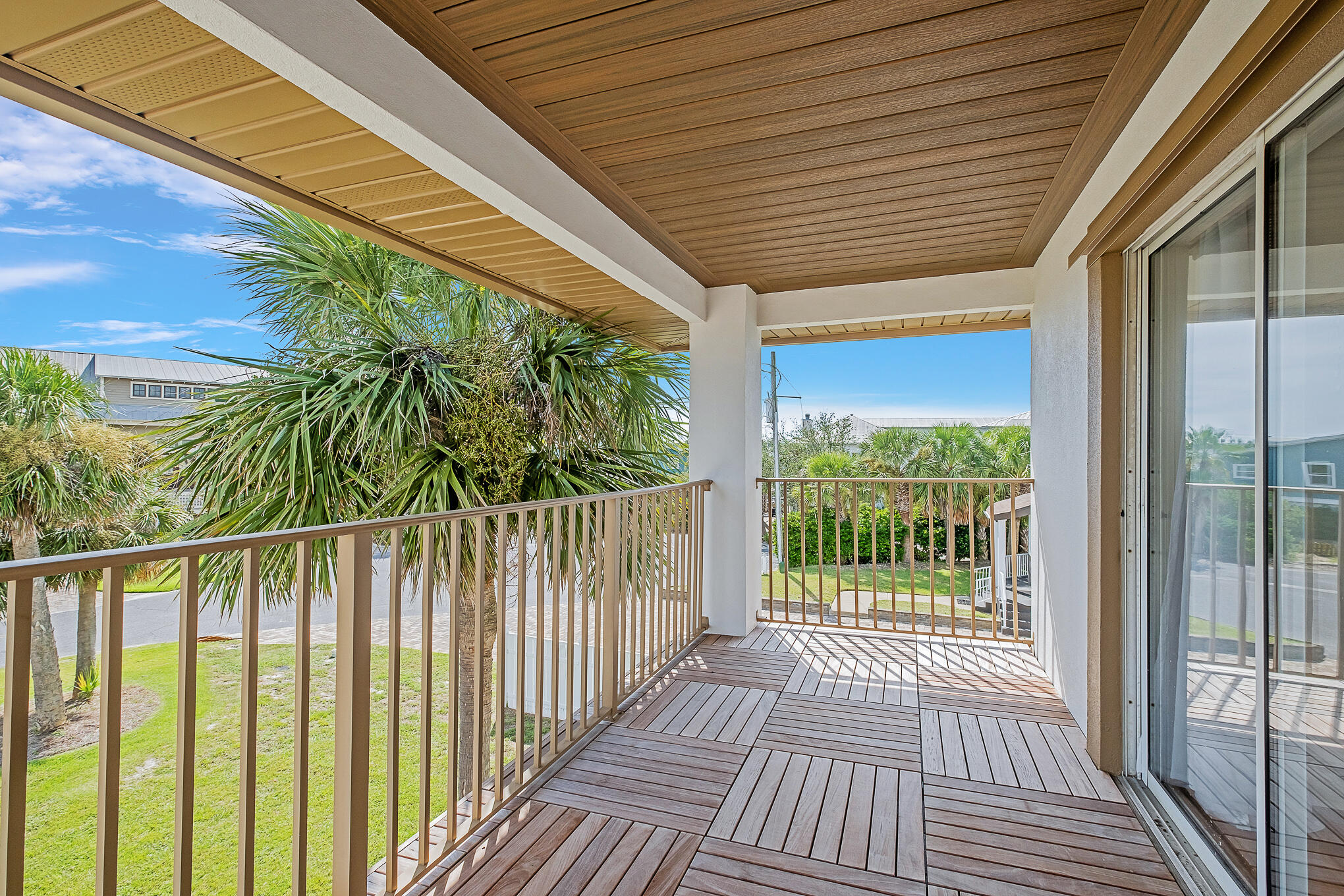 HOLIDAY ISLE - Residential