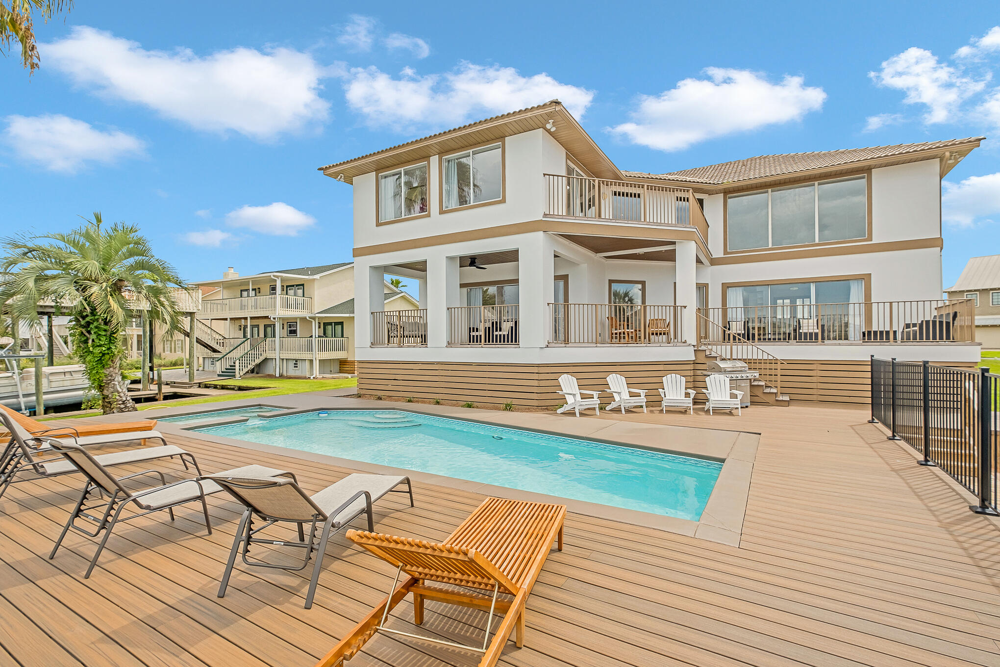 HOLIDAY ISLE - Residential