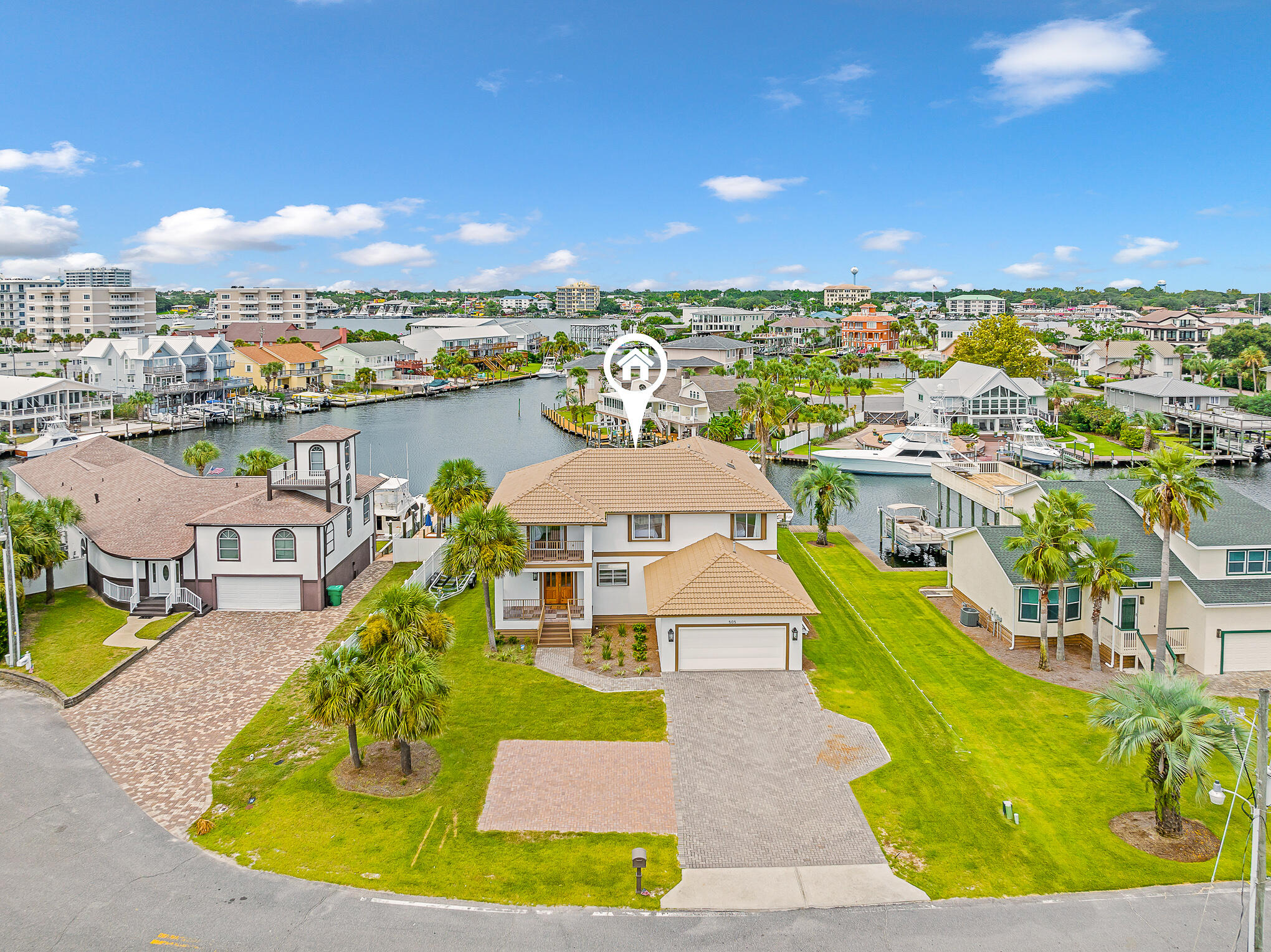 HOLIDAY ISLE - Residential