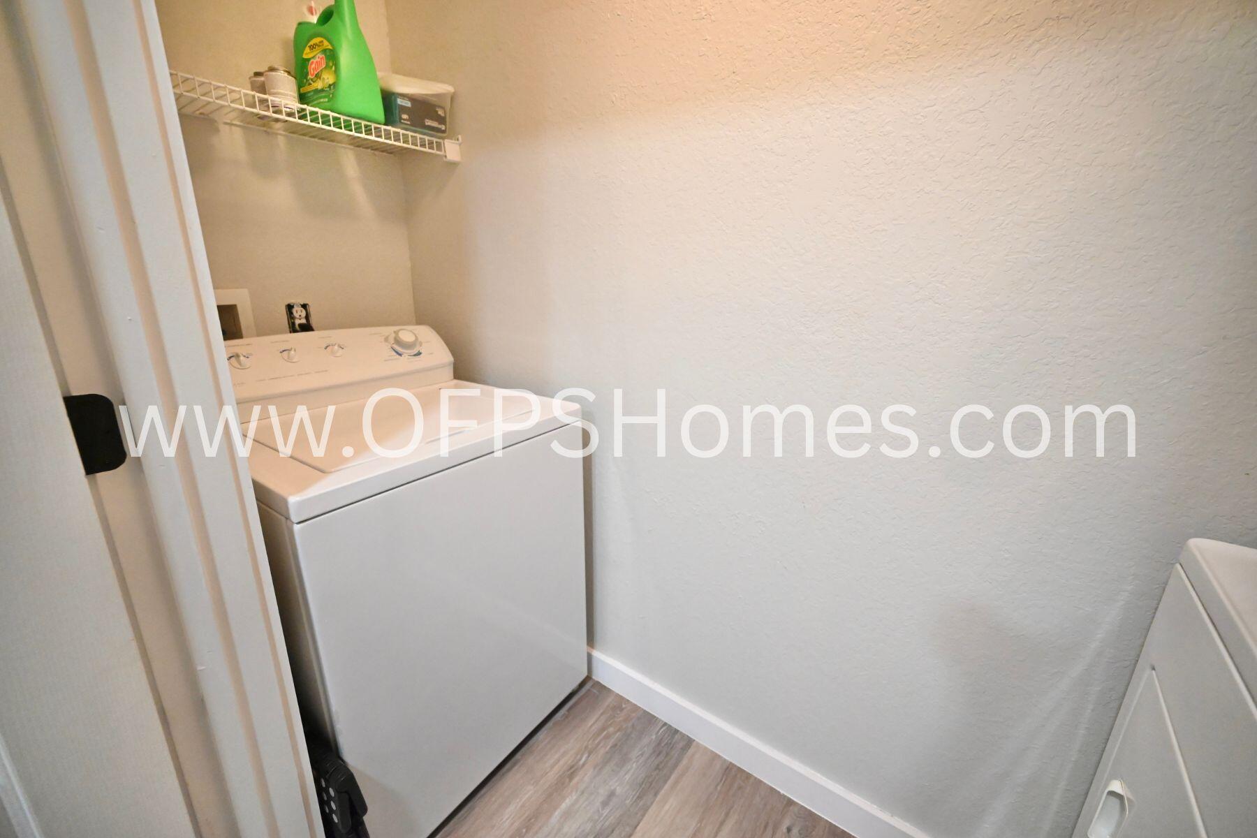 INDIAN LAKE - Residential Lease
