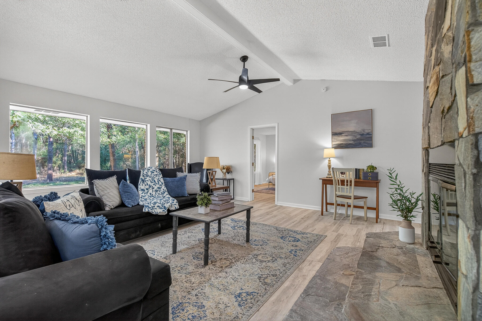 CRESTVIEW - Residential