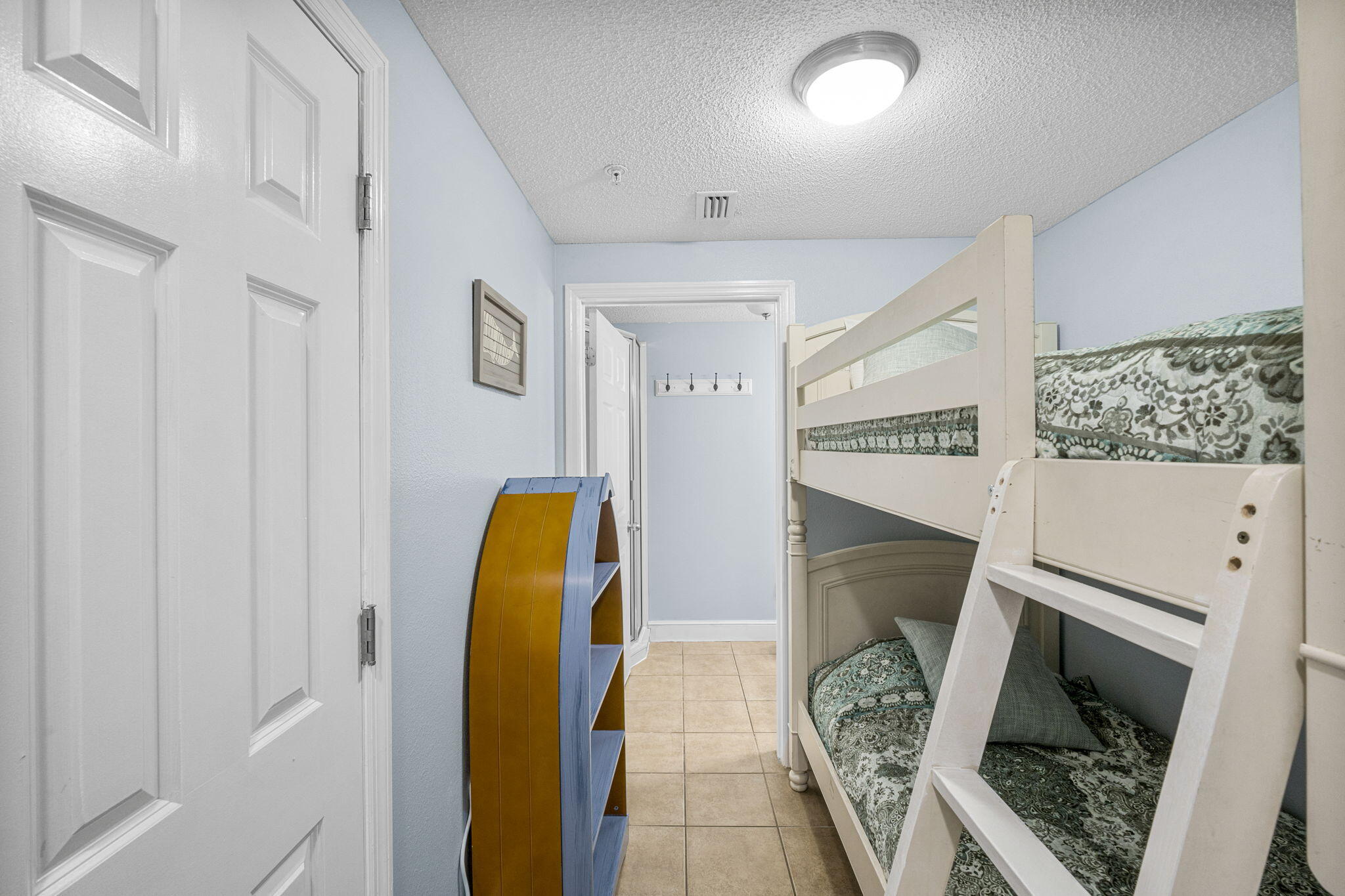 MAJESTIC BEACH TOWERS I - Residential