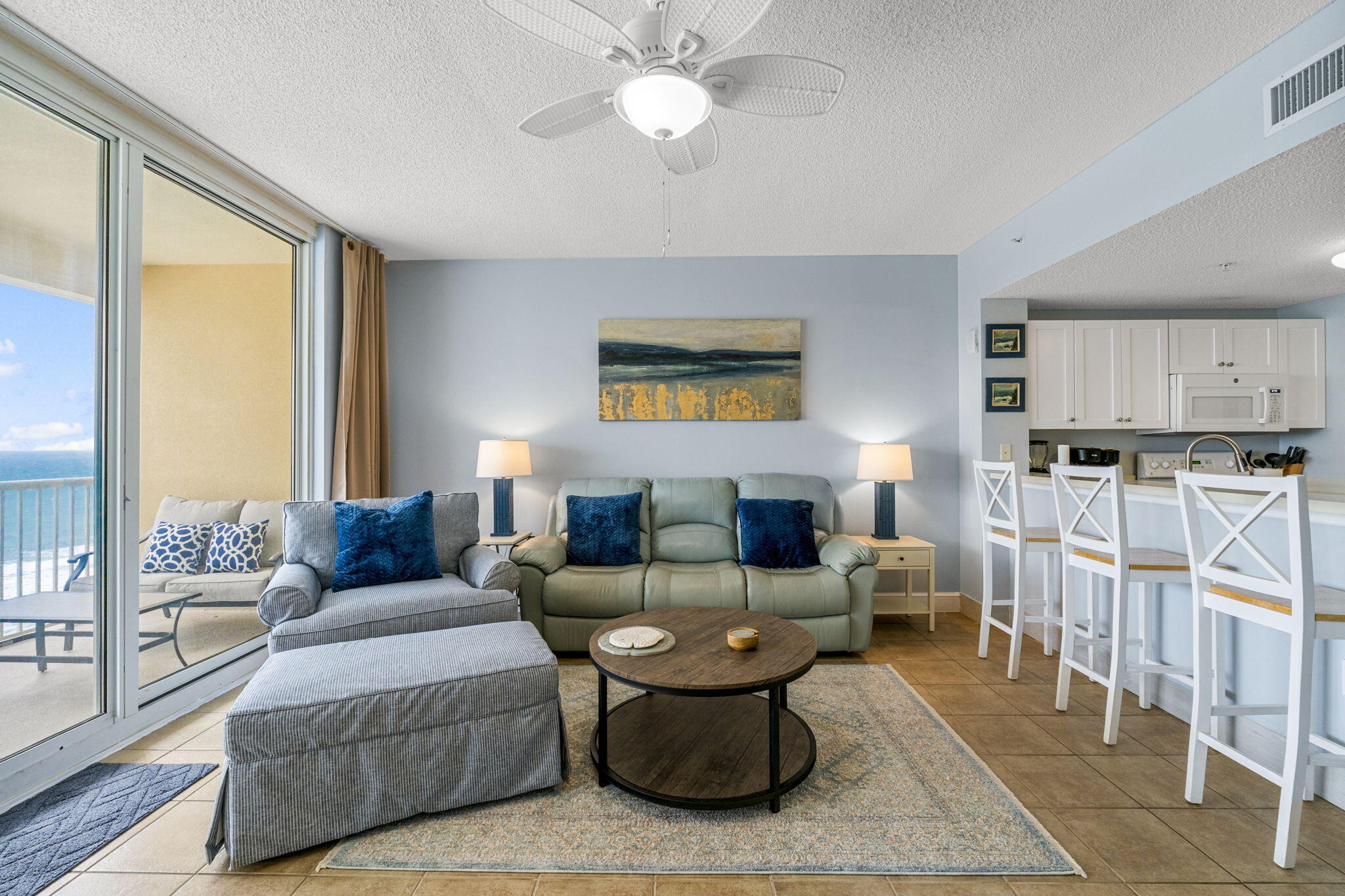 MAJESTIC BEACH TOWERS I - Residential