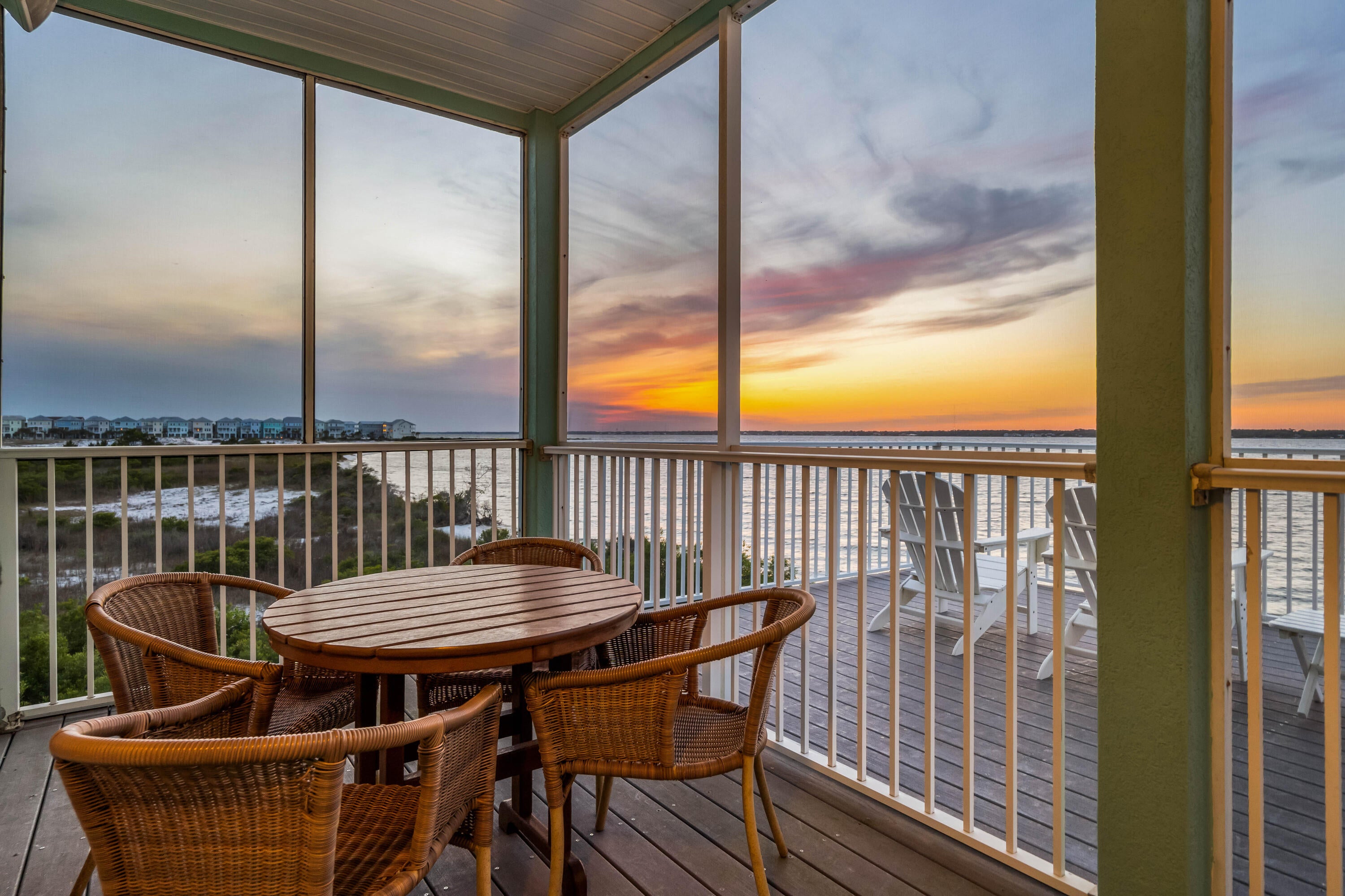 CARIBBEAN ISLES - Residential