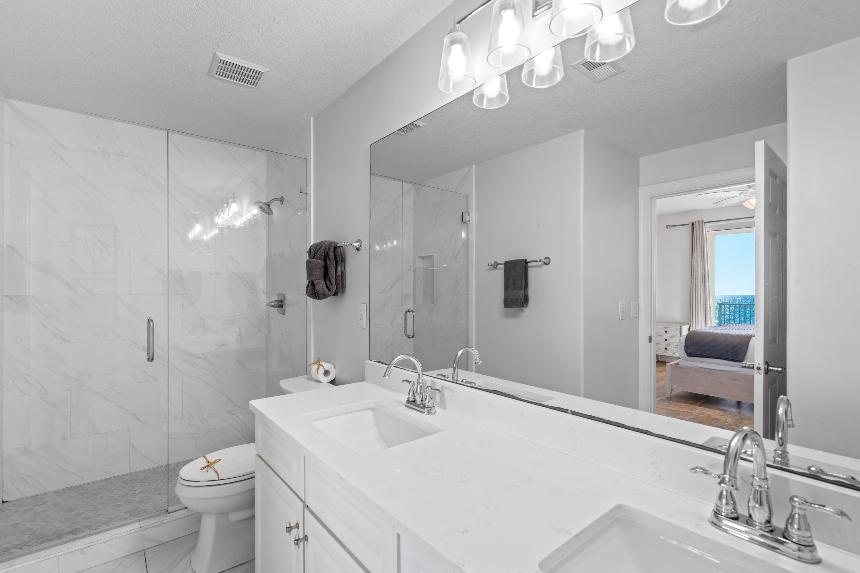 OCEAN RITZ - Residential