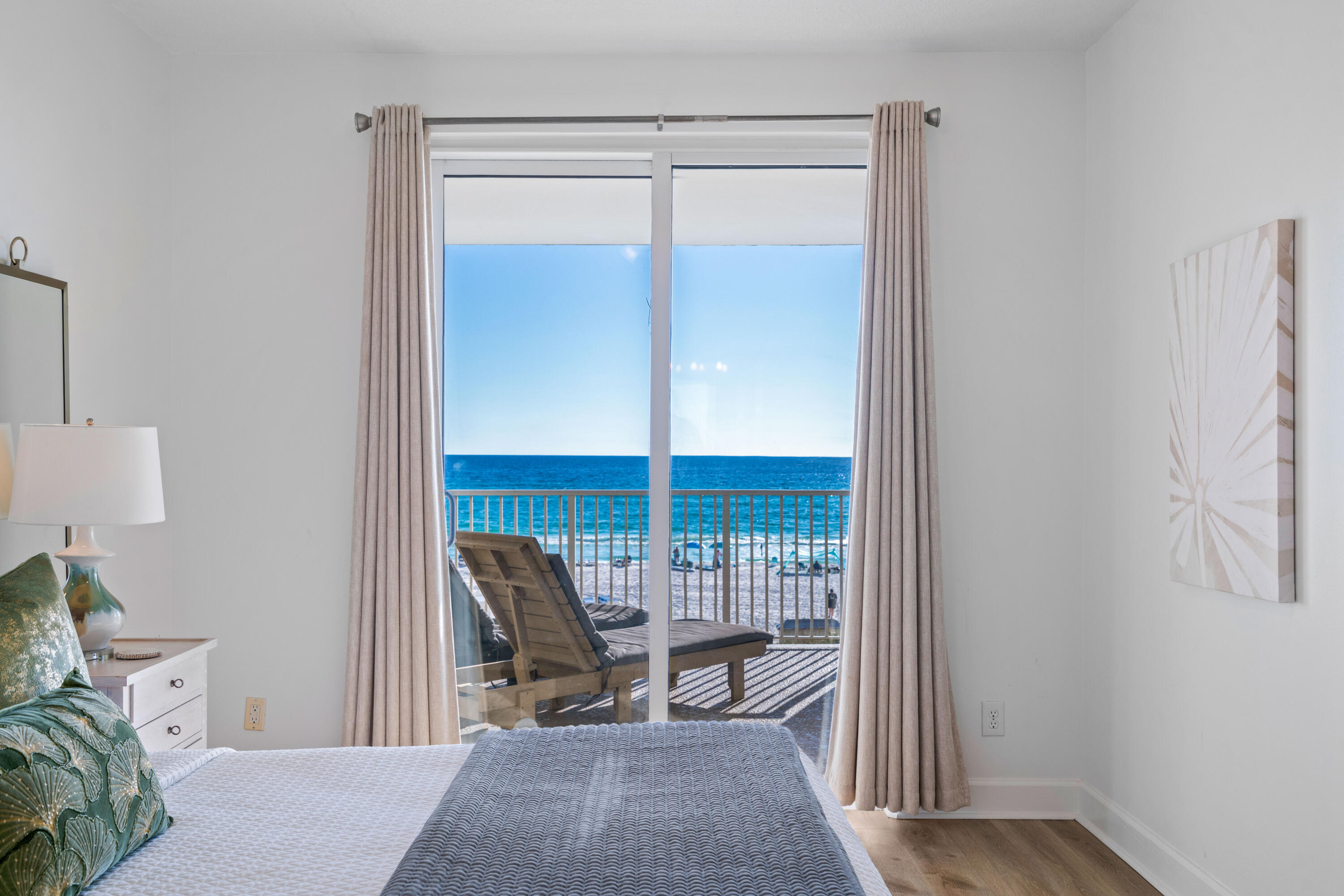 OCEAN RITZ - Residential