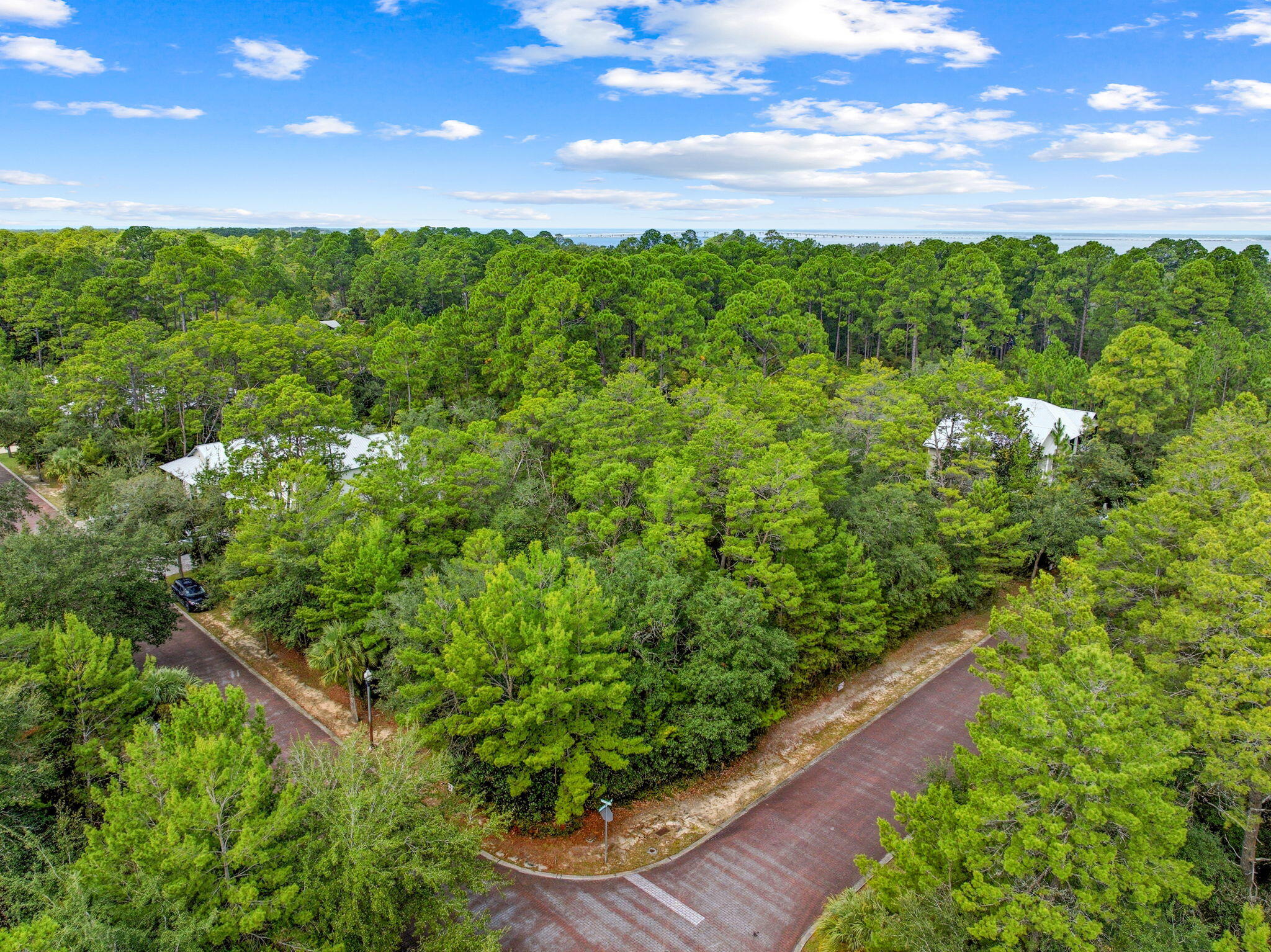 GRAYTON BAYOU - Land