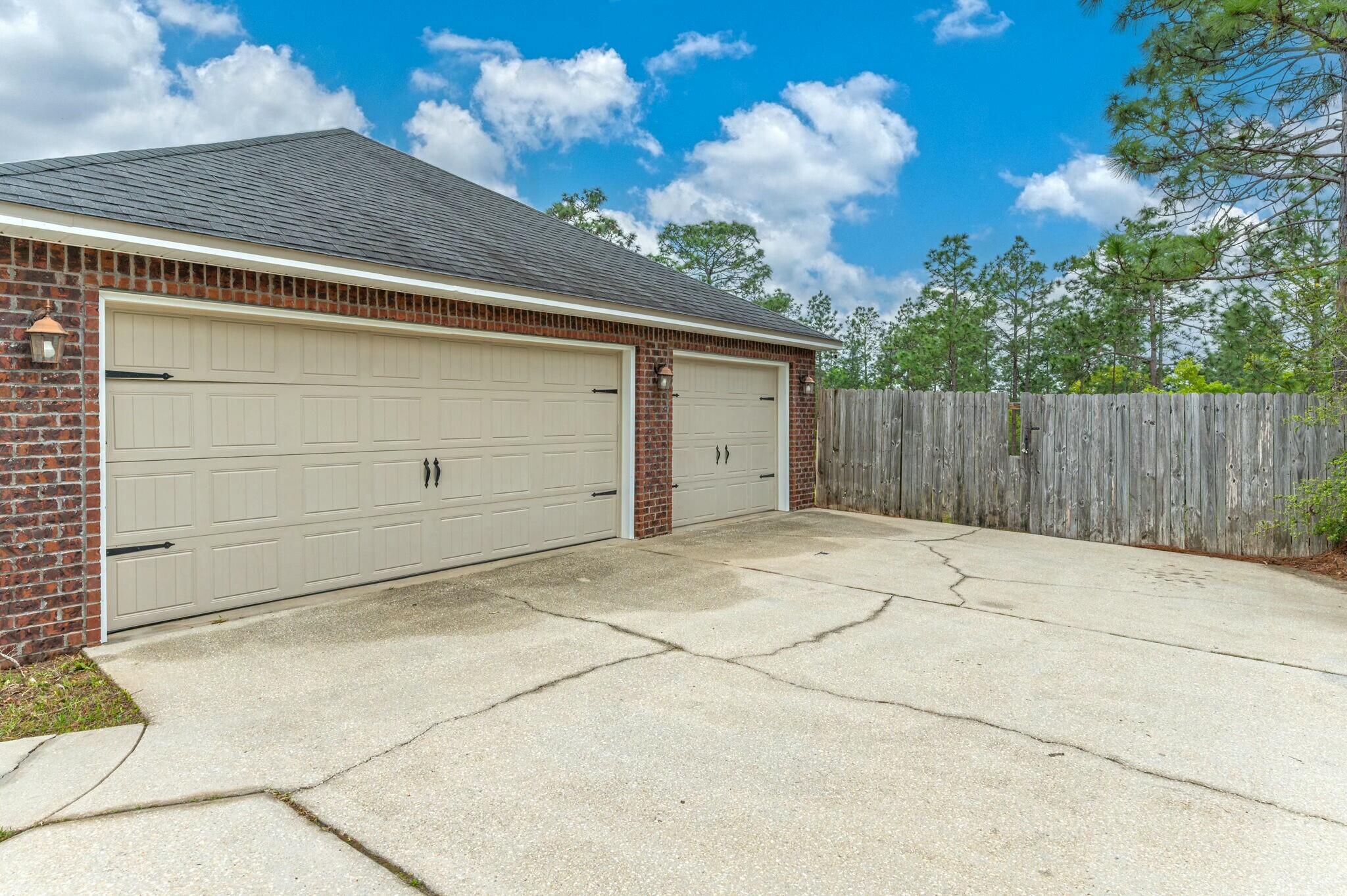 YELLOW RIVER PLANTATION - Residential