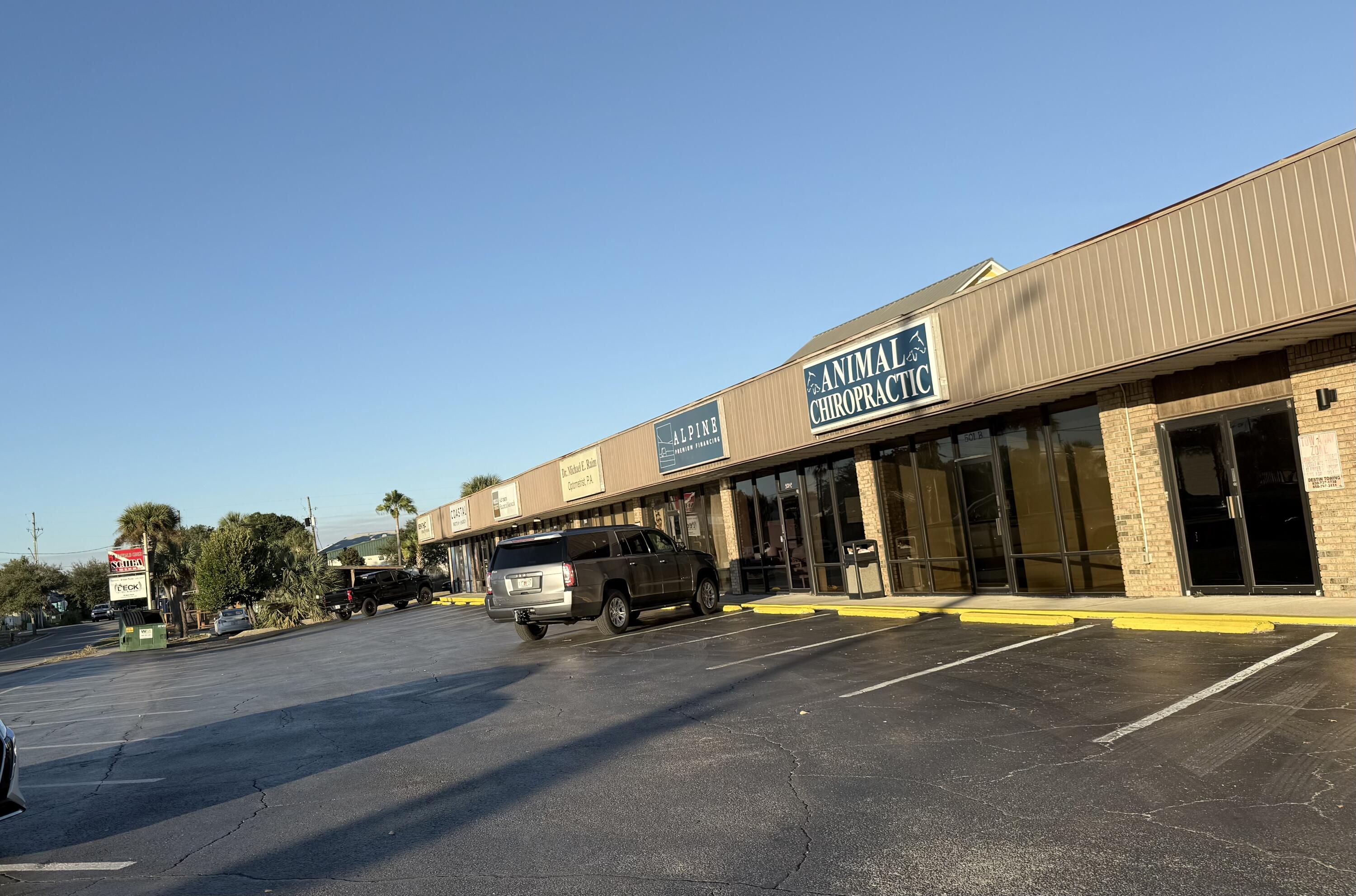Discover an exceptional professional office opportunity in Norred Plaza, ideally located on Highway 98/Harbor Blvd, This convenient and highly visible location offers easy access for clients and employees alike. The space includes:
5 private offices
Reception area
Waiting area
1 restroom
Monthly utility fee: $100 (covers water, sewer, and trash