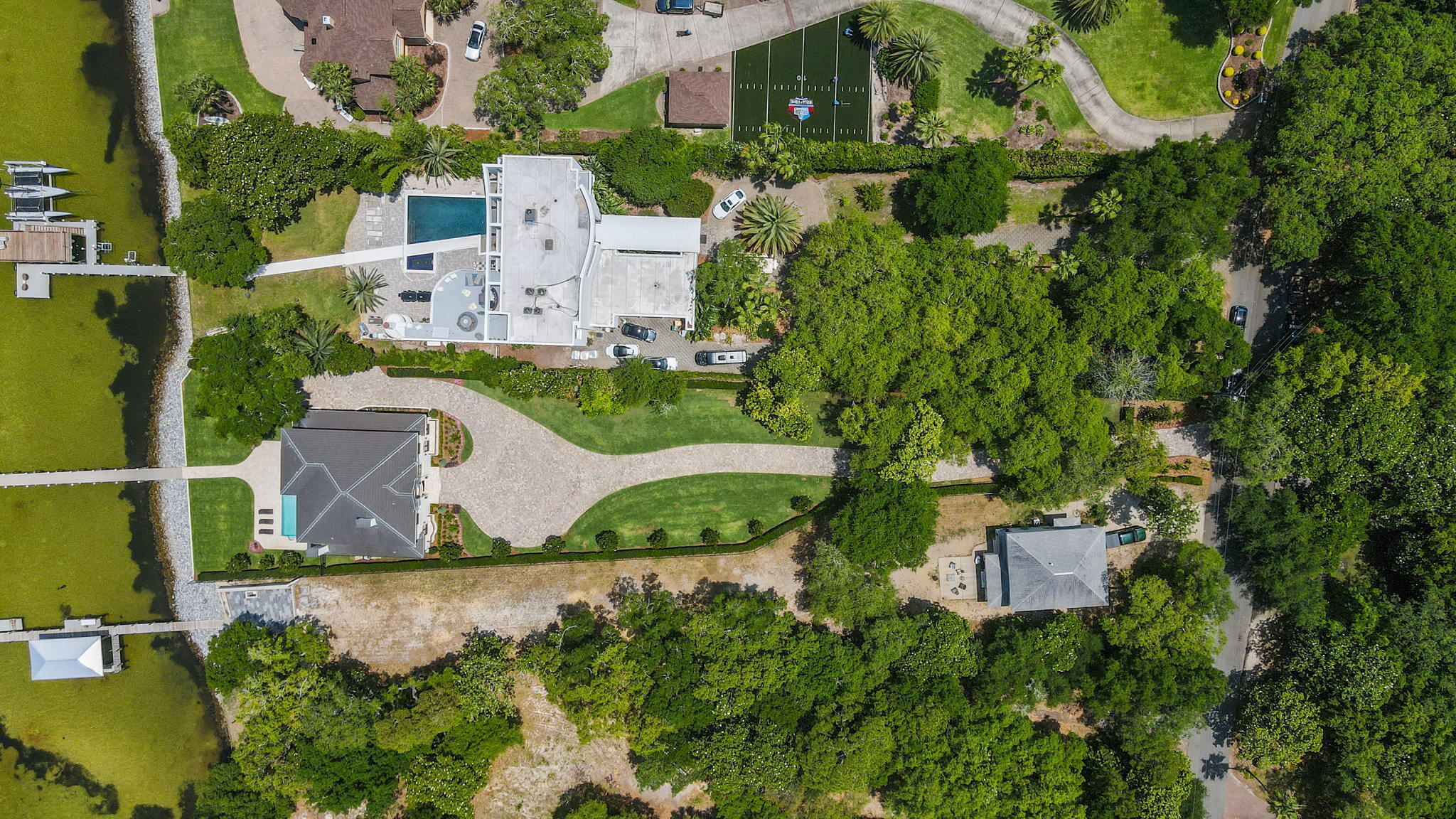 Cobbs Point - Residential