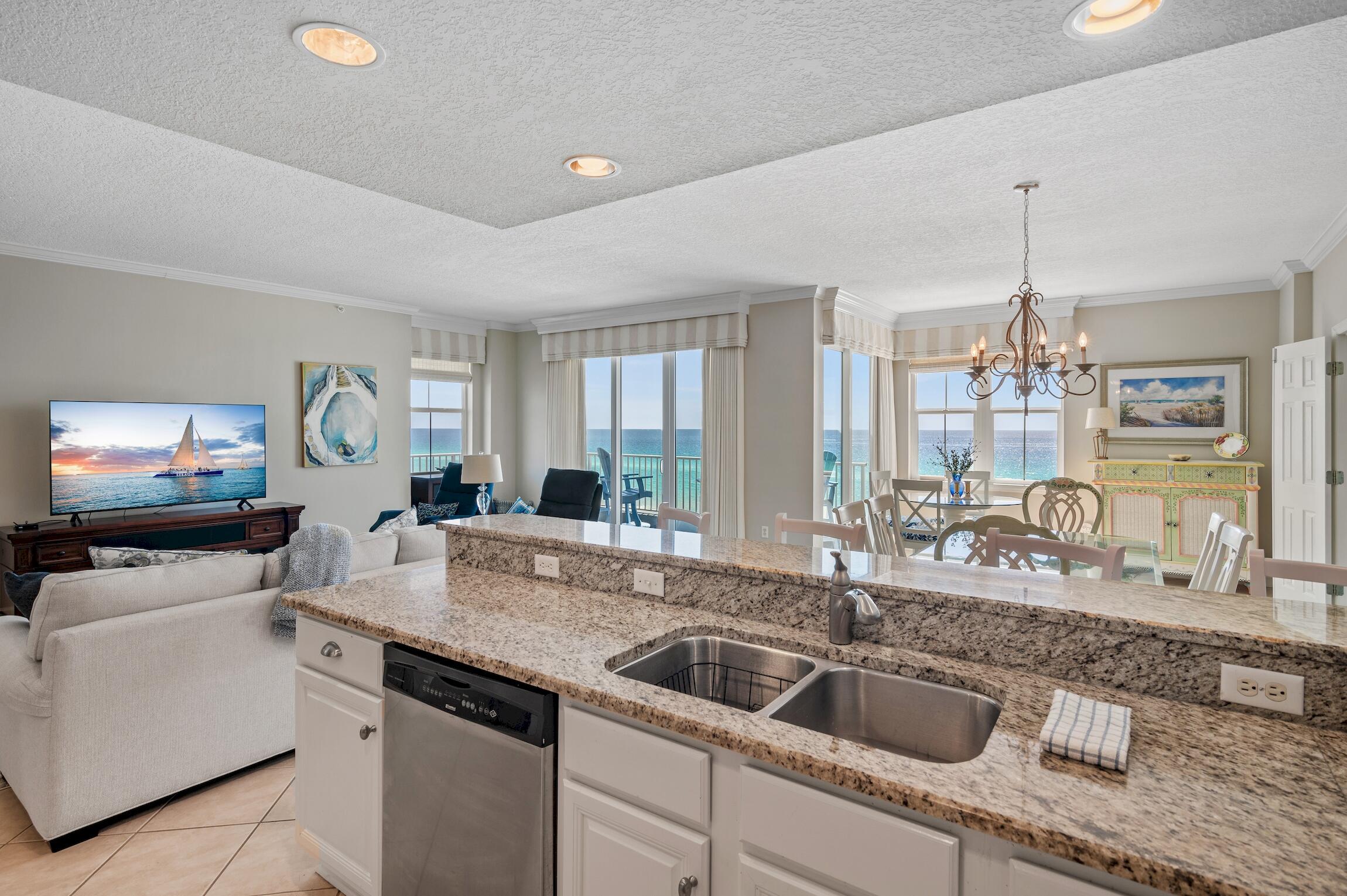 INN AT CRYSTAL BEACH (SUMMERCHASE CONDO) - Residential