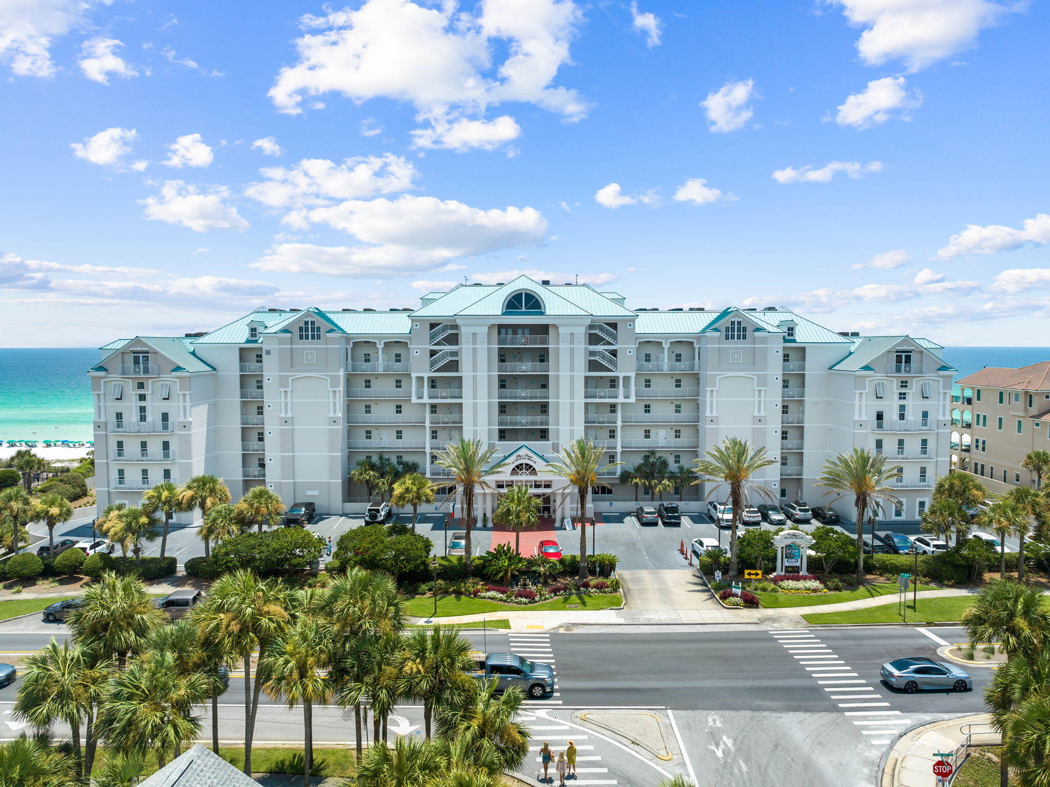 INN AT CRYSTAL BEACH (SUMMERCHASE CONDO) - Residential
