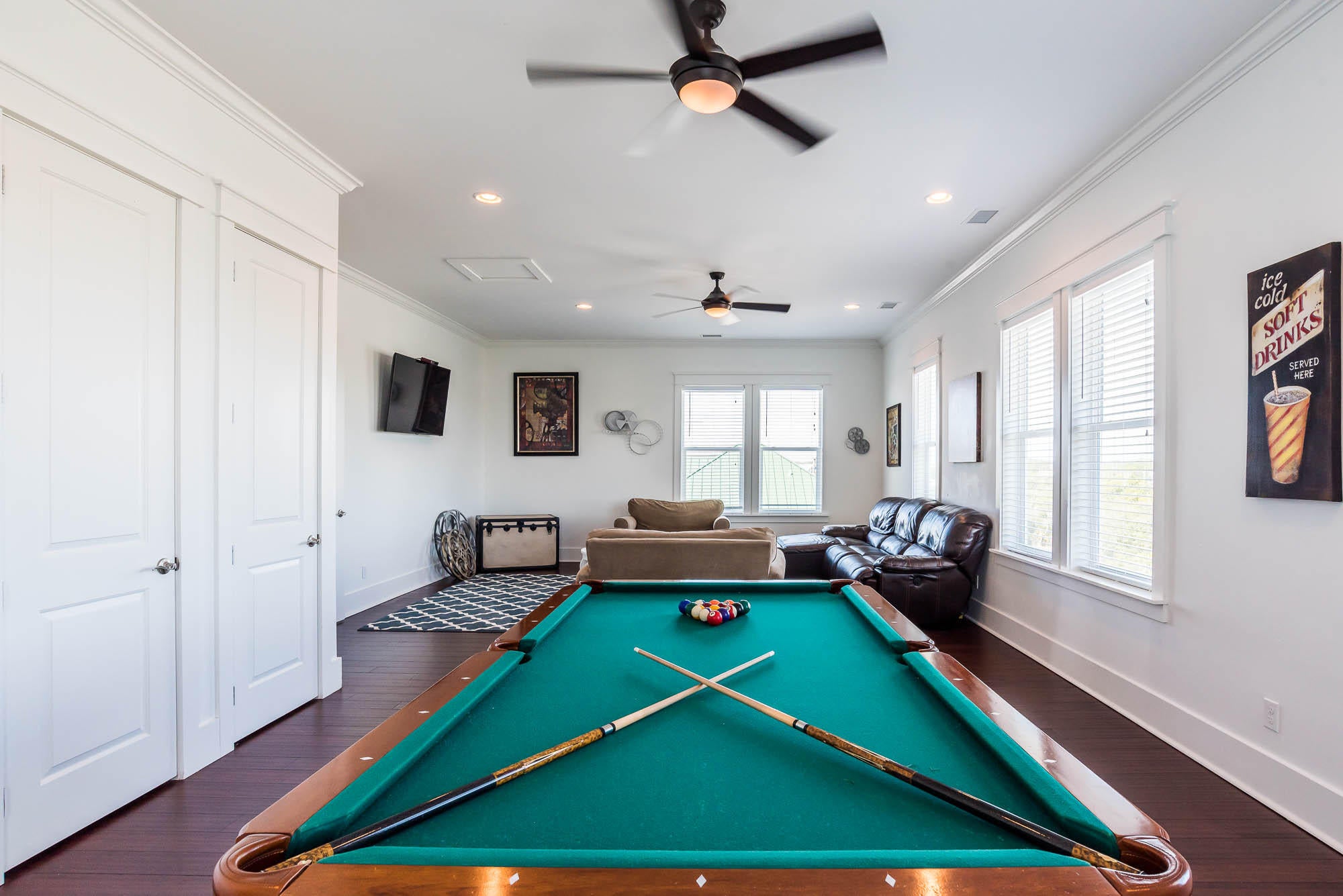 PELICAN POINTE AT CAMP CREEK - Residential